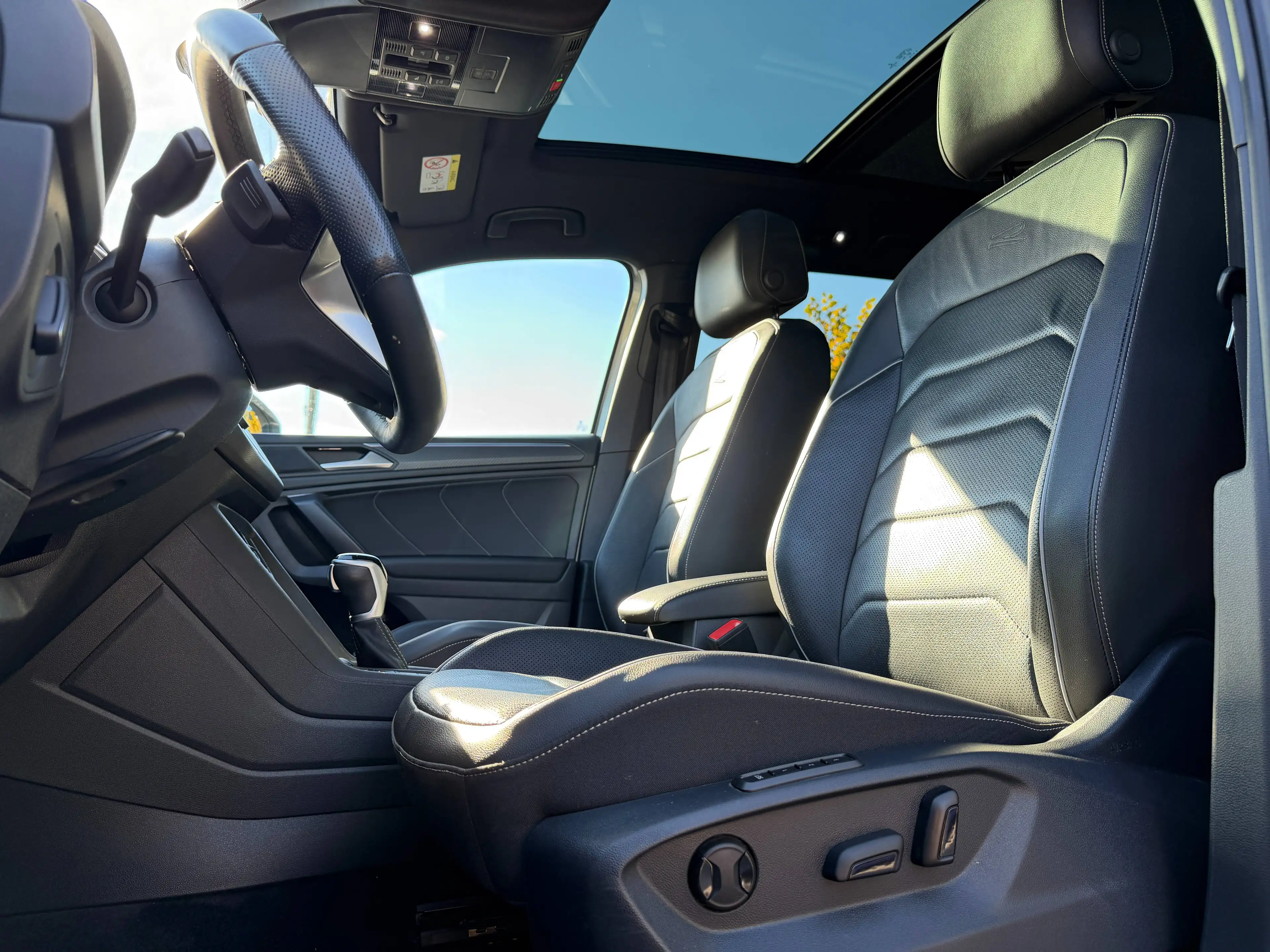 Volkswagen Tiguan Allspace R-Line 7pl. 4Motion FULL OPTIONS 200CV 2.0TDi GARANTIE 12 MOIS — photo 10