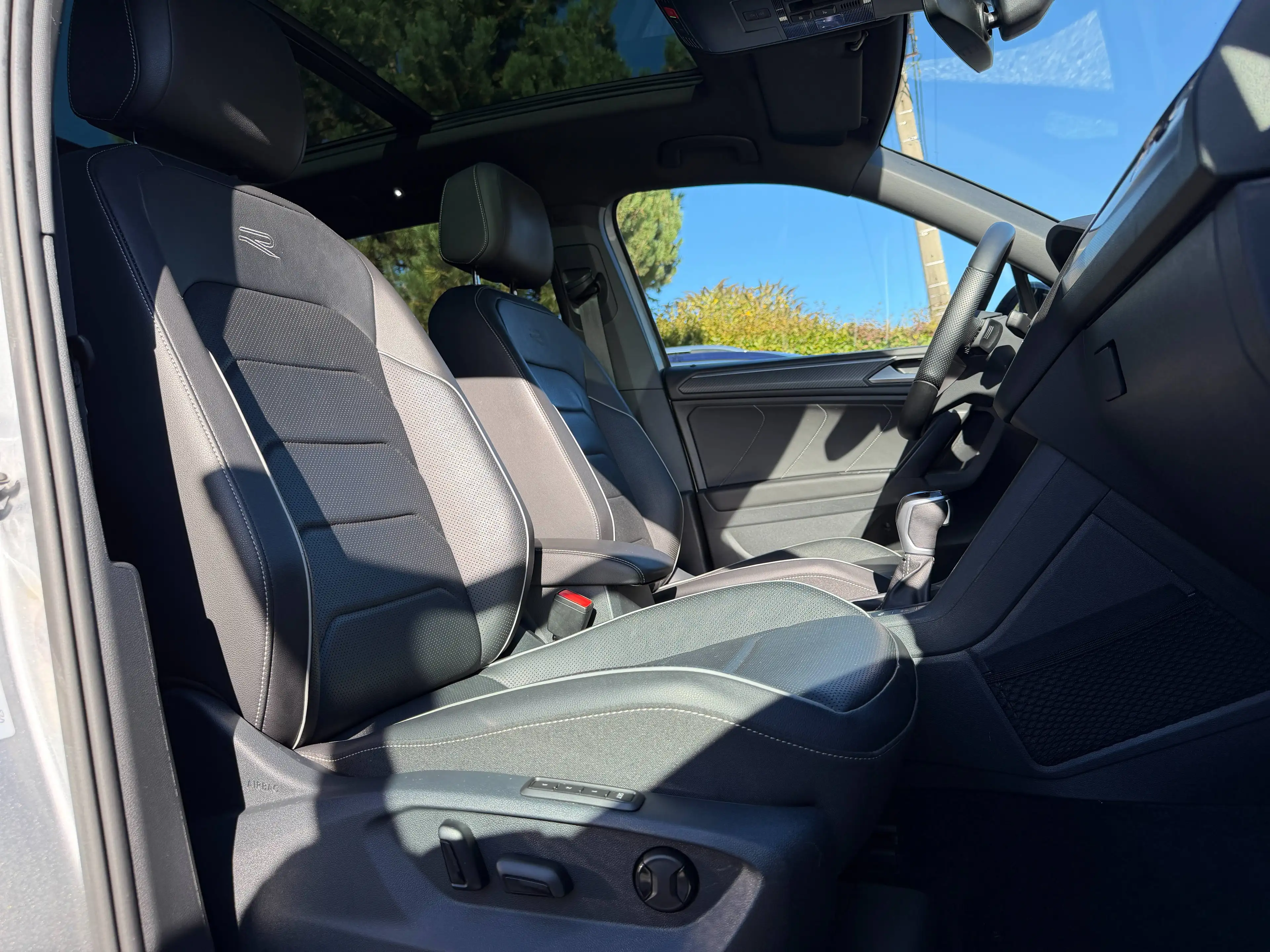 Volkswagen Tiguan Allspace R-Line 7pl. 4Motion FULL OPTIONS 200CV 2.0TDi GARANTIE 12 MOIS — photo 15