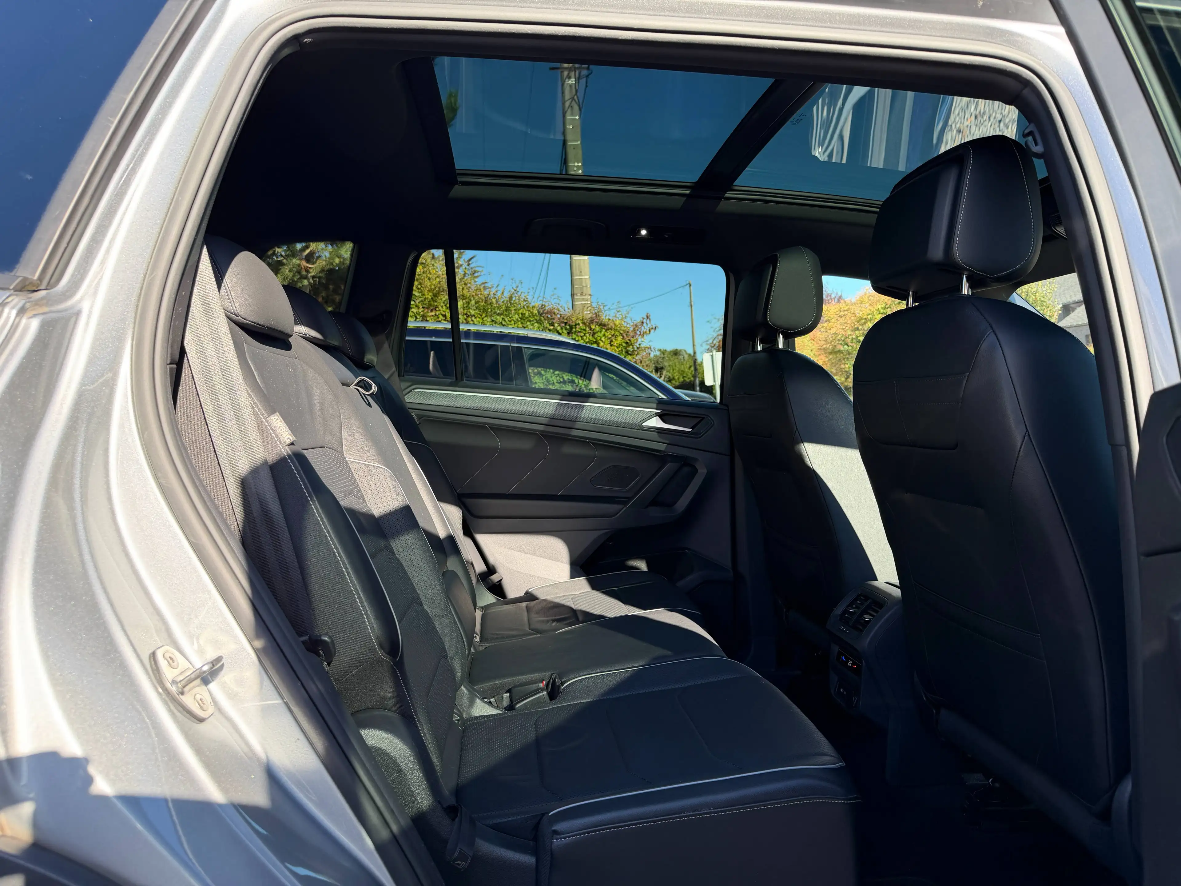 Volkswagen Tiguan Allspace R-Line 7pl. 4Motion FULL OPTIONS 200CV 2.0TDi GARANTIE 12 MOIS — photo 14
