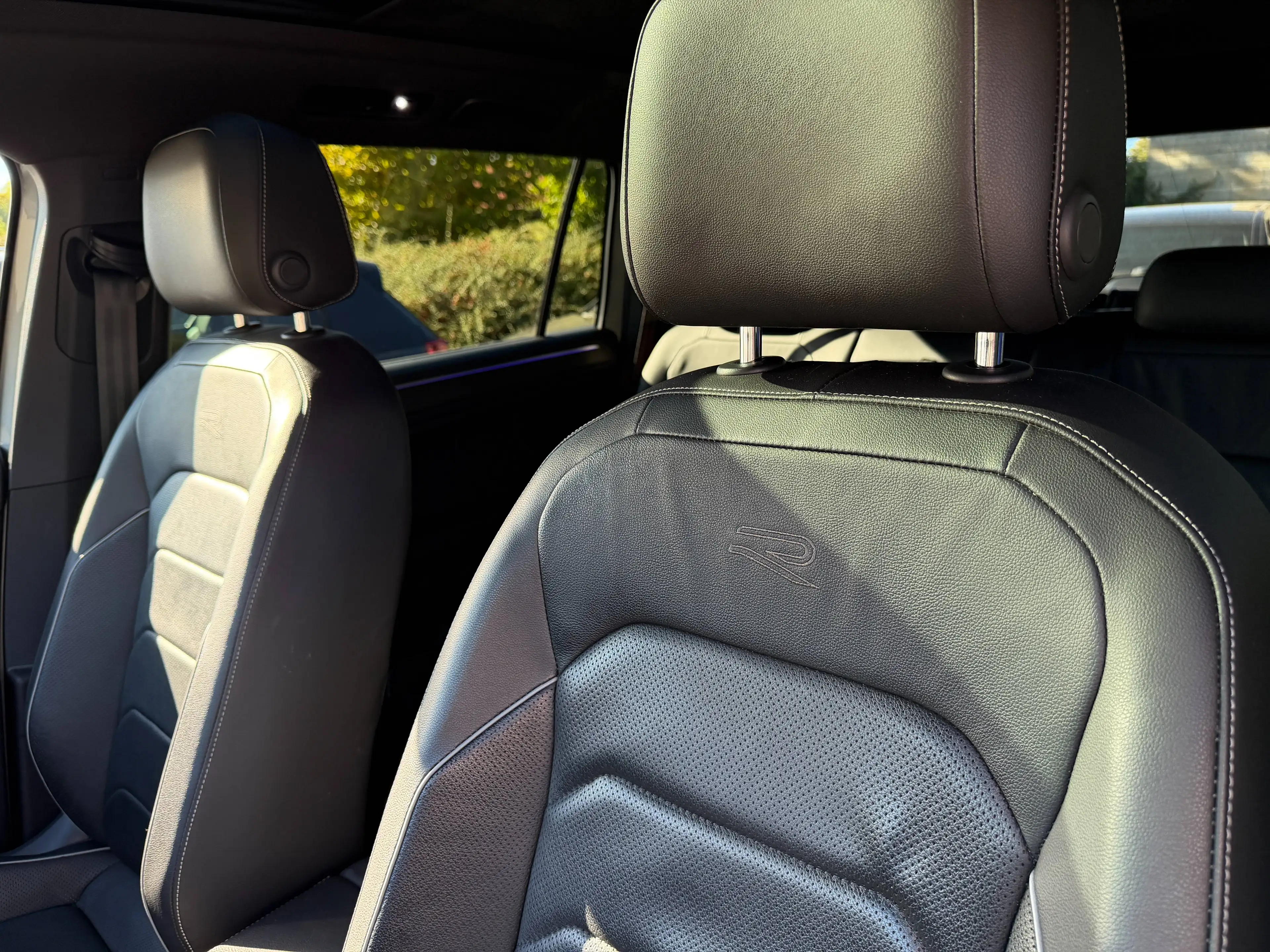 Volkswagen Tiguan Allspace R-Line 7pl. 4Motion FULL OPTIONS 200CV 2.0TDi GARANTIE 12 MOIS — photo 11