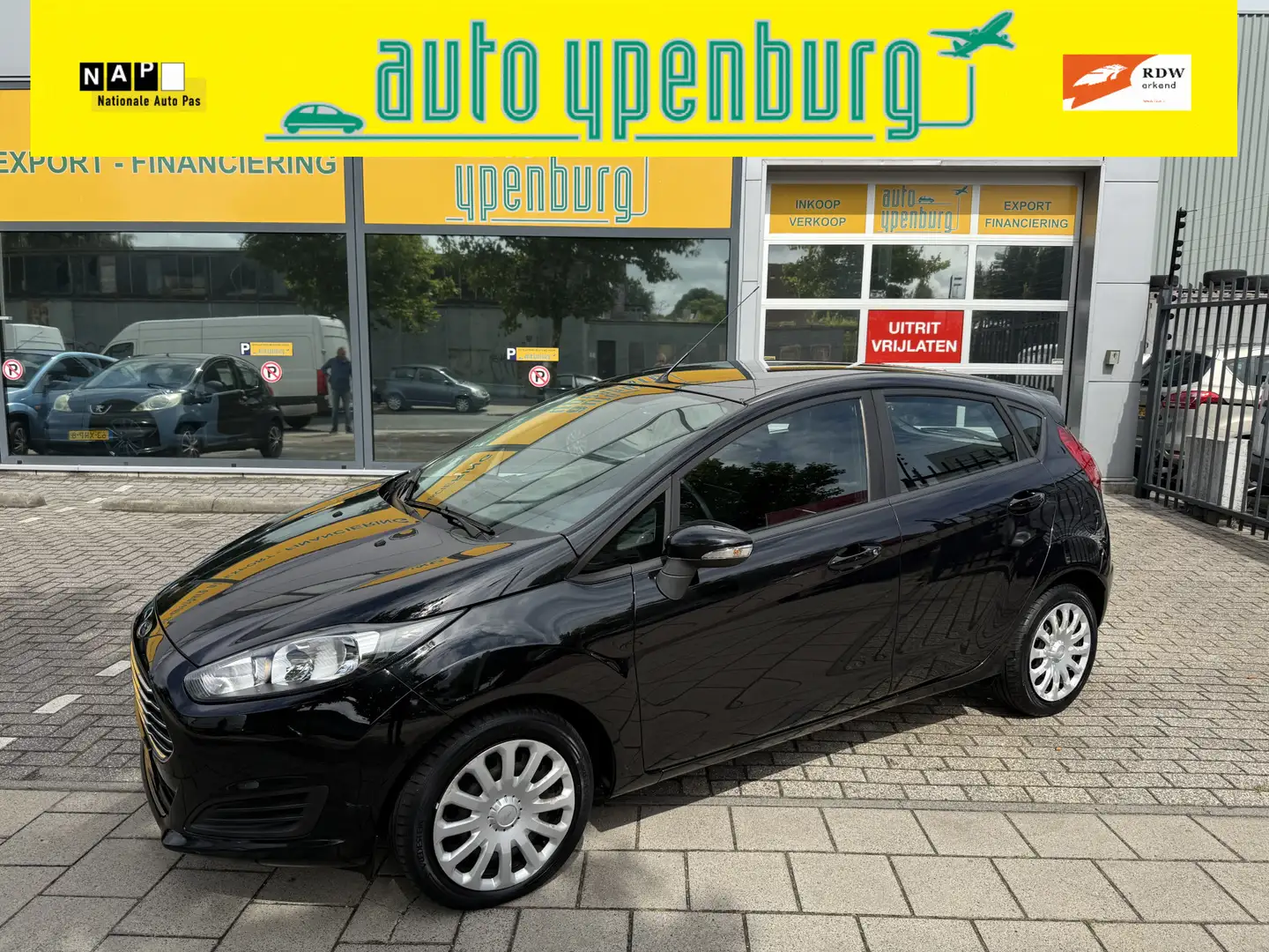 Ford Fiesta 1.0 Style * 91.112 Km * Navi * Airco * Zwart - 1