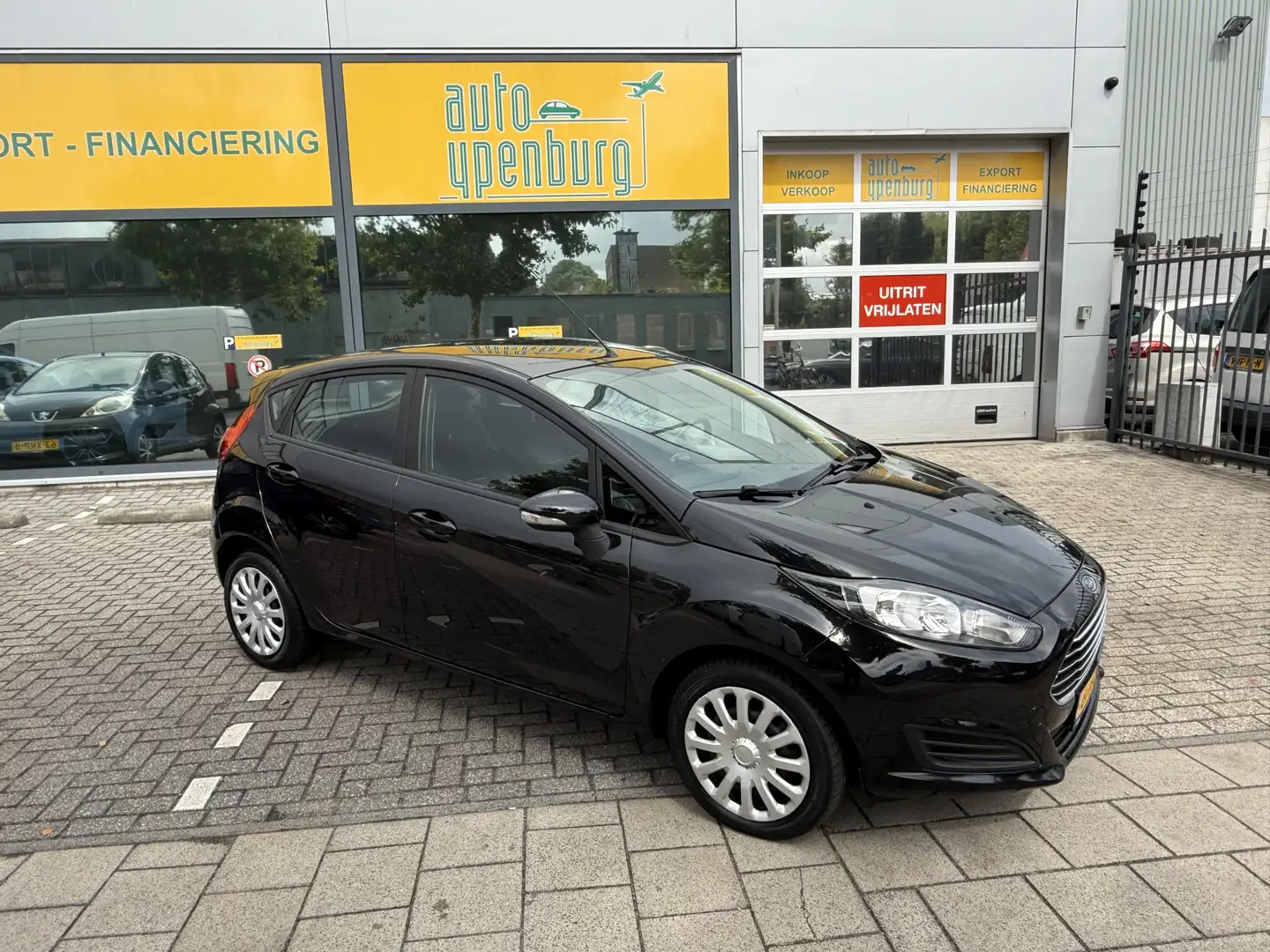 Ford Fiesta 1.0 Style * 91.112 Km * Navi * Airco * Zwart - 2