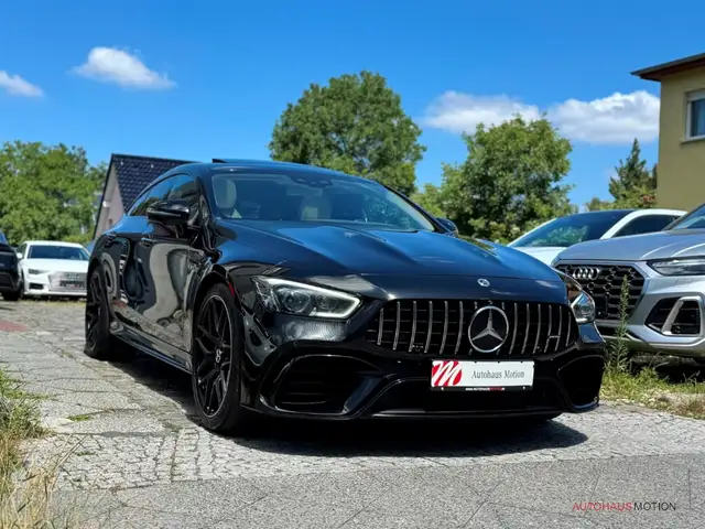 Mercedes-Benz Amg GT view 4