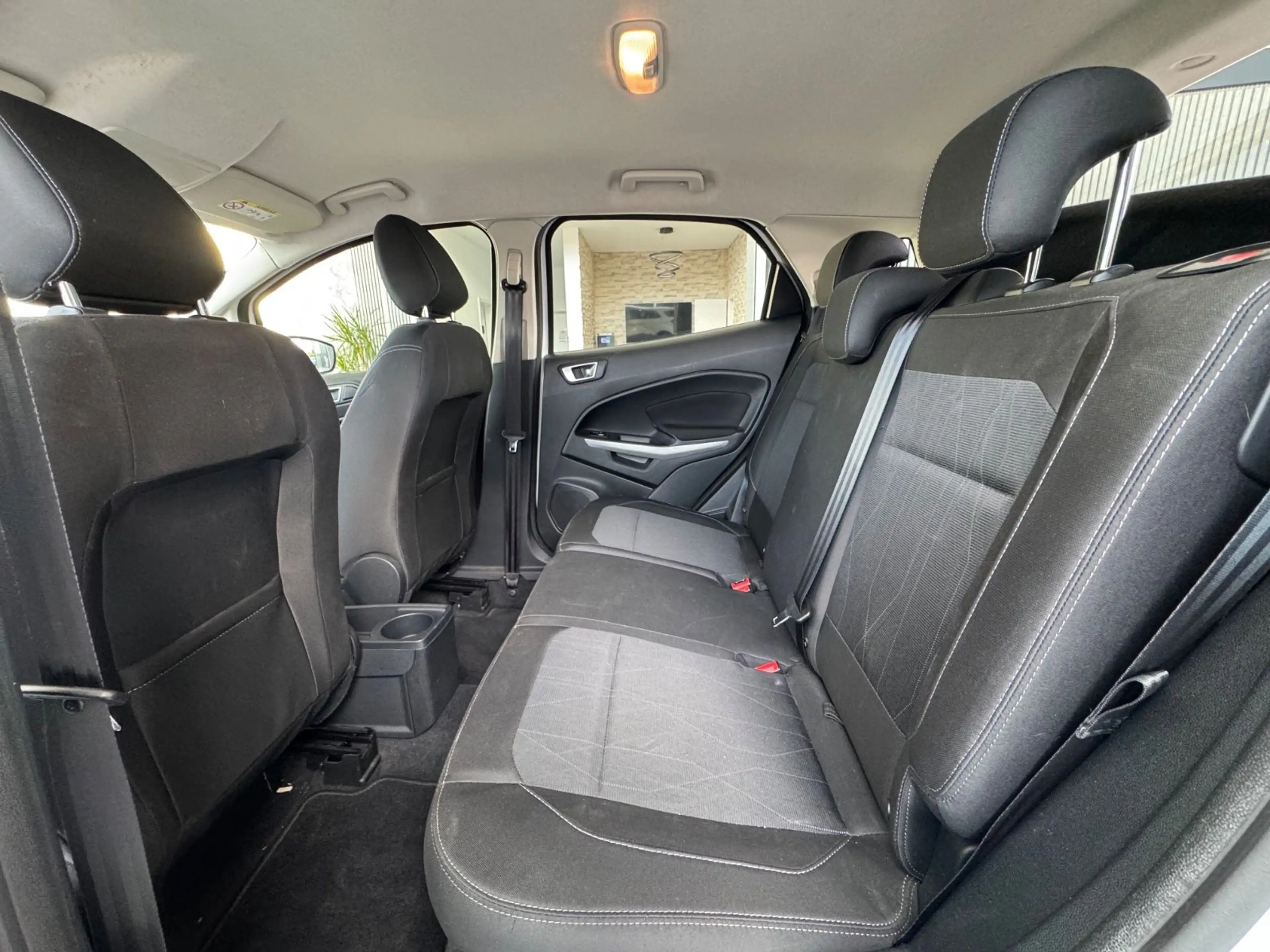 Ford EcoSport Sitzheizung Tempmat PDC — photo 9