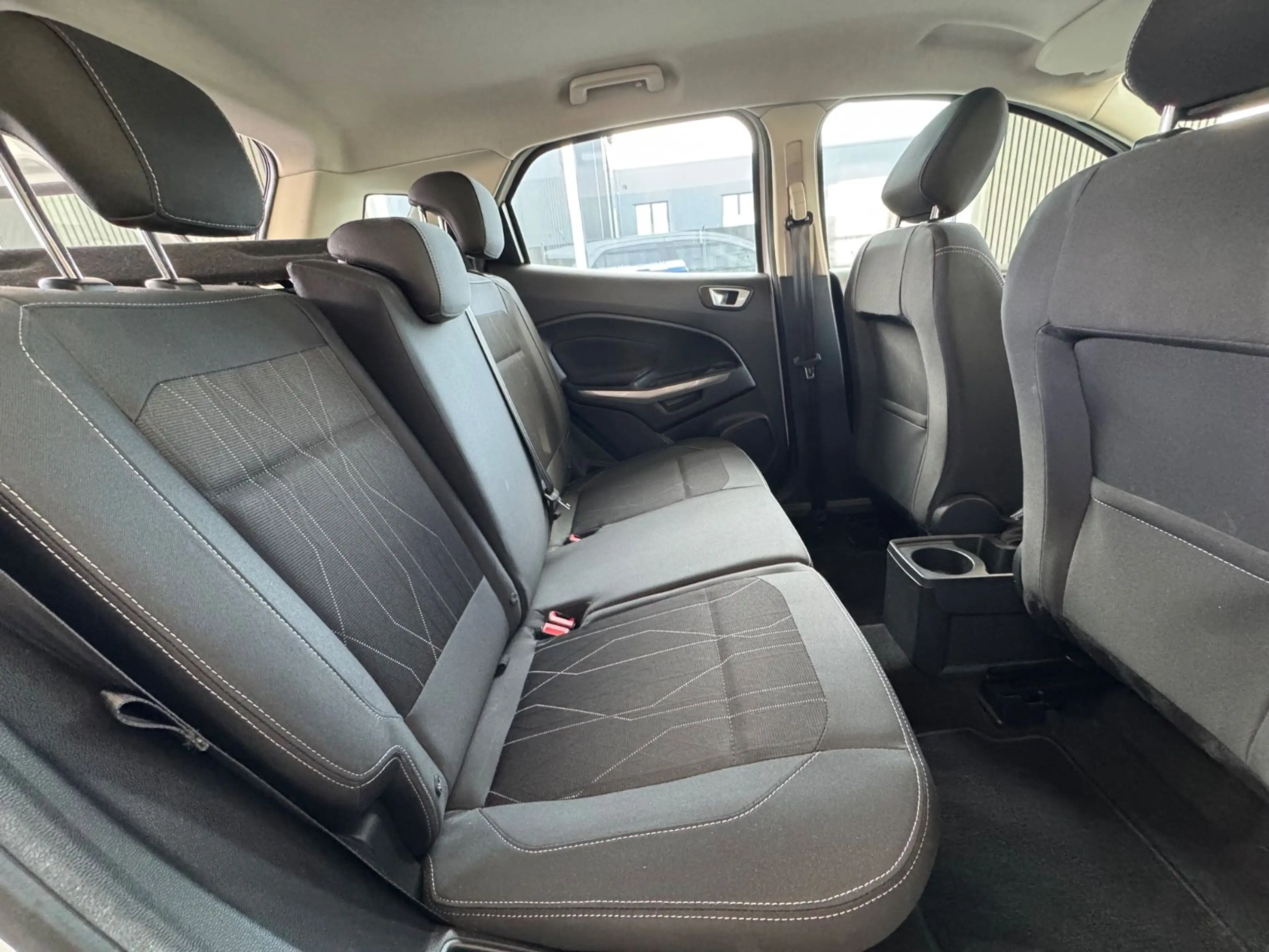 Ford EcoSport Sitzheizung Tempmat PDC — photo 12
