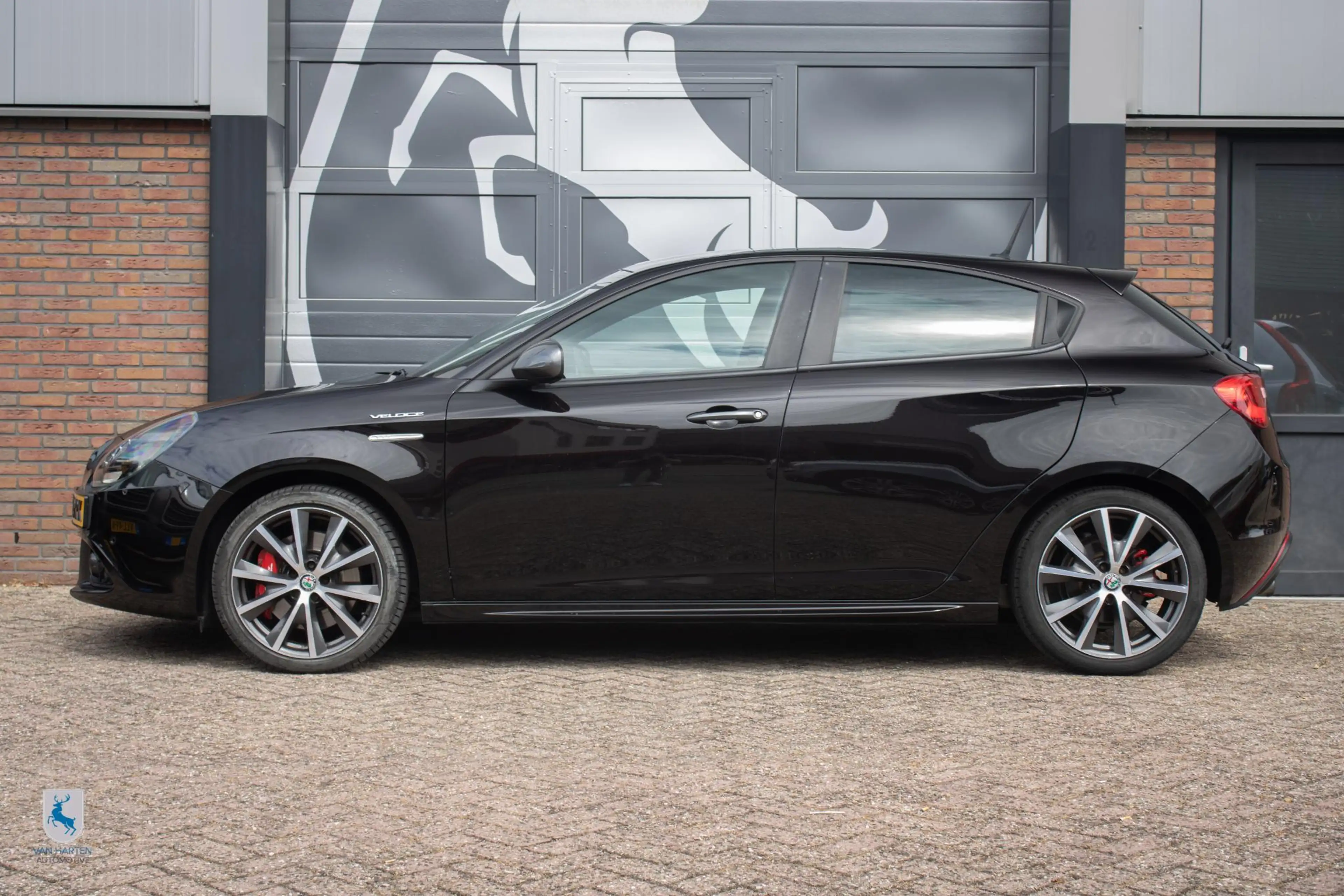 Alfa Romeo Giulietta 1.750 Turbo Veloce — photo 3