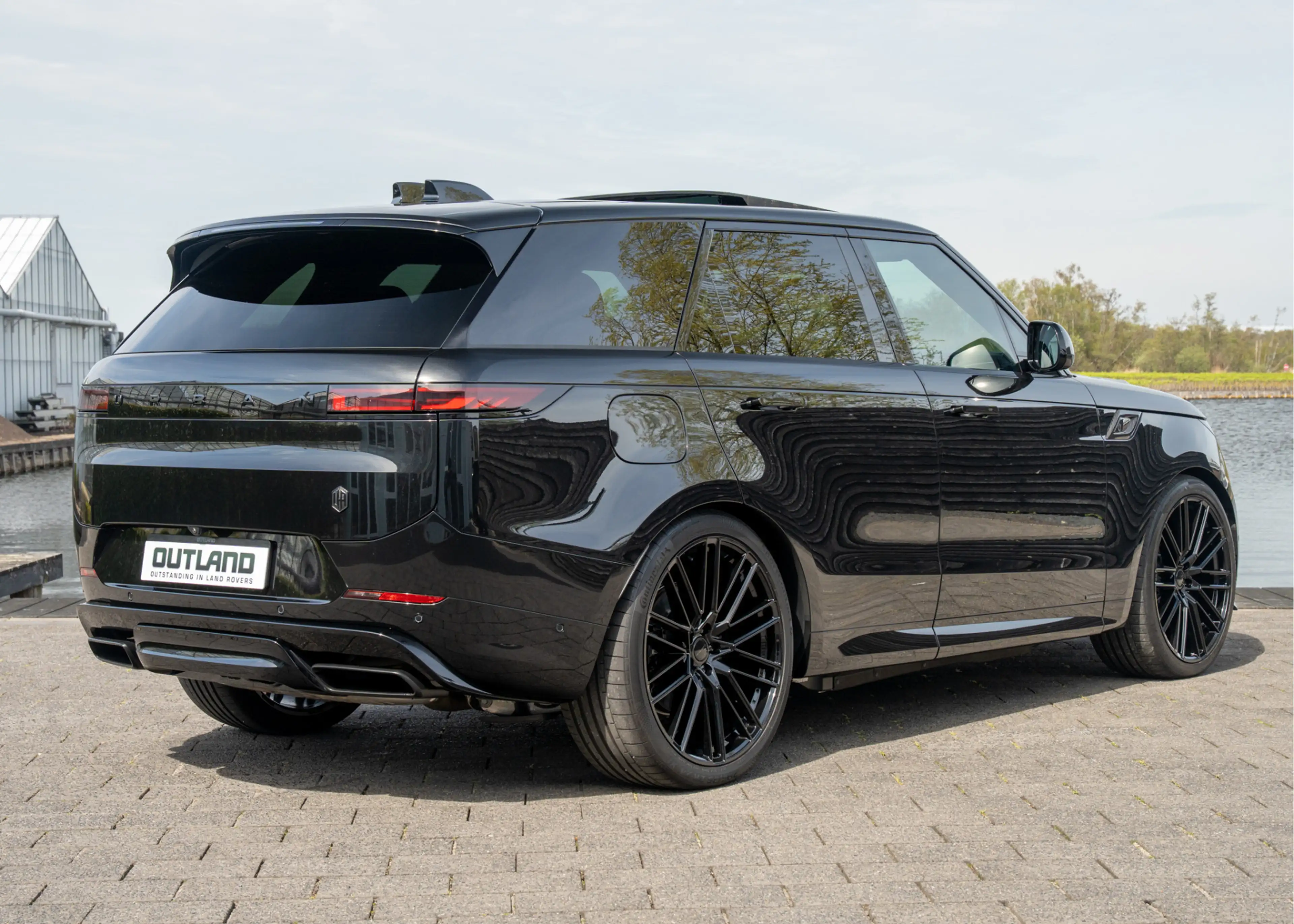 Land Rover Range Rover Sport P460e Dynamic HSE | URBAN Black Label | 24" inch | — photo 9