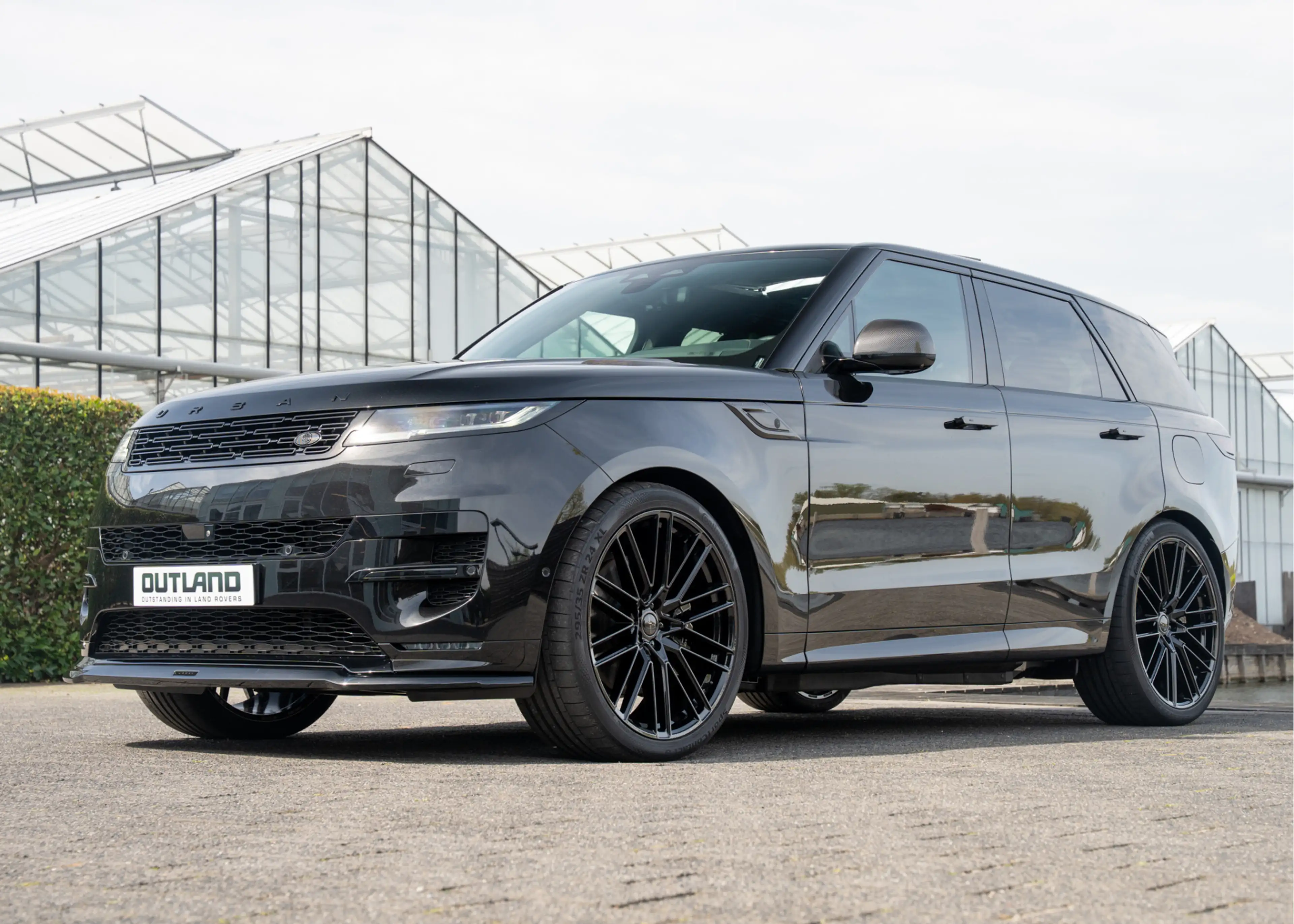 Land Rover Range Rover Sport P460e Dynamic HSE | URBAN Black Label | 24" inch | — photo 10