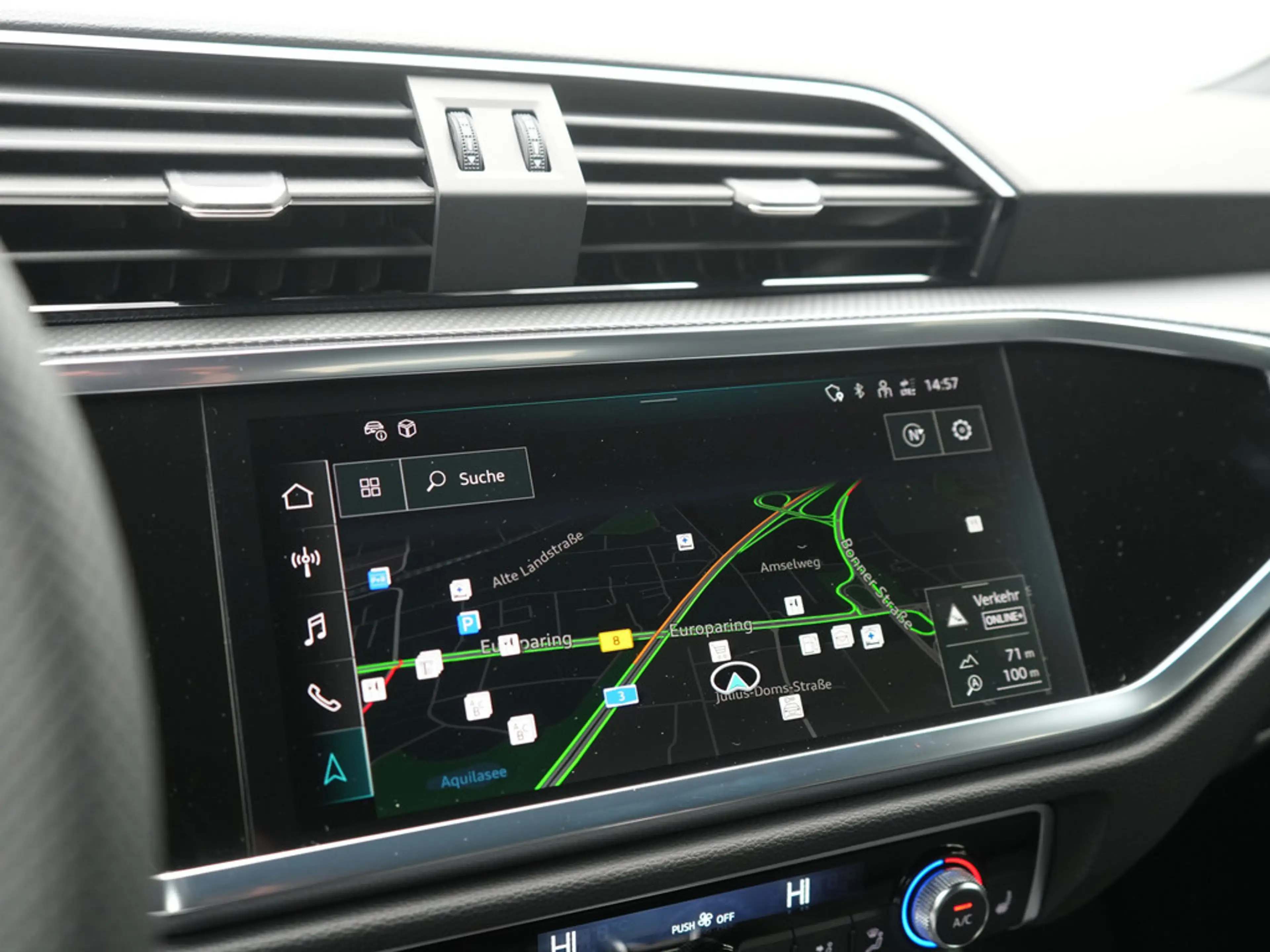 Audi Q3 Sportback S line PANO AHK LED KAM ACC PDC — photo 15