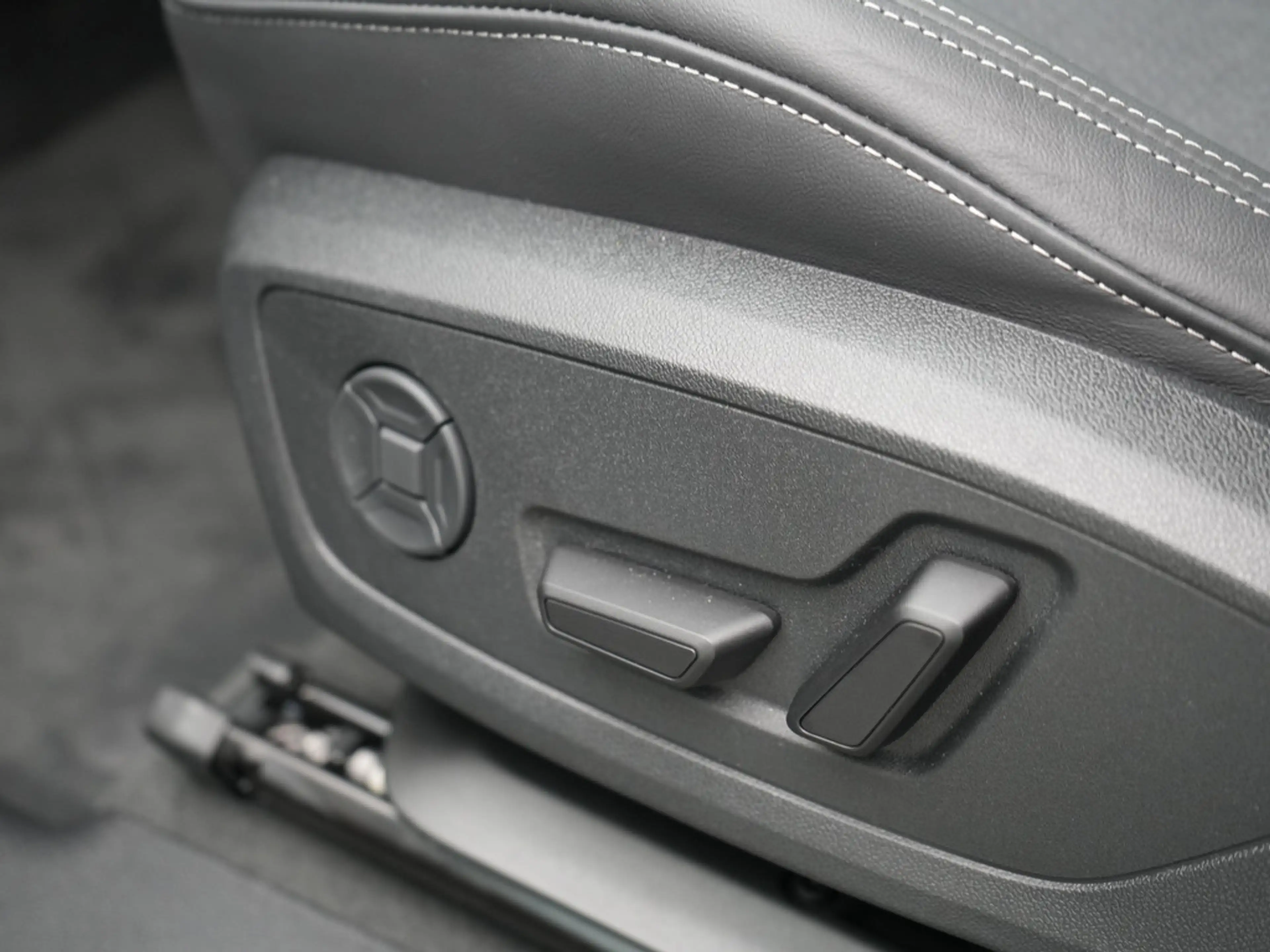 Audi Q3 Sportback S line PANO AHK LED KAM ACC PDC — photo 8