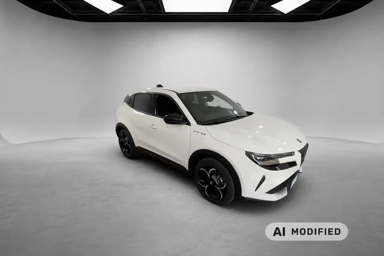 Alfa Romeo Junior 2025