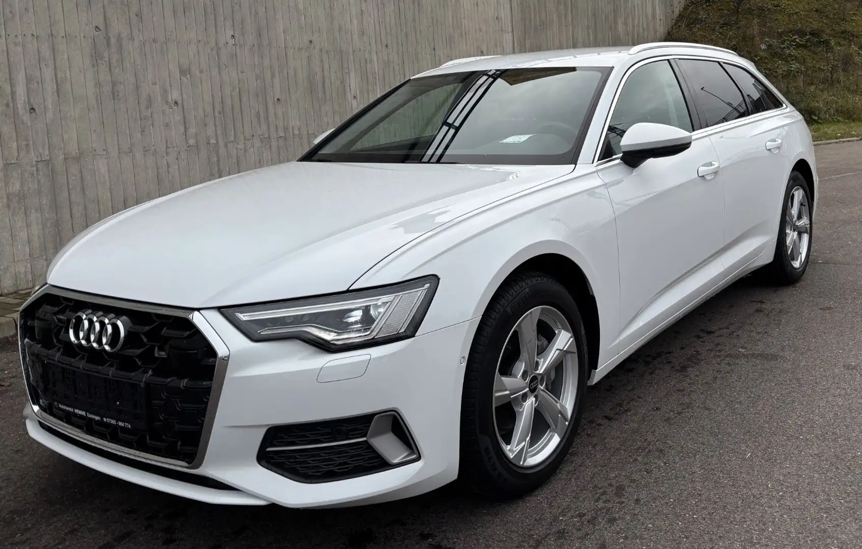 Audi A6 Avant 40 TDI Quattro Matrix ACC Cam AHK Virtu Weiß - 1