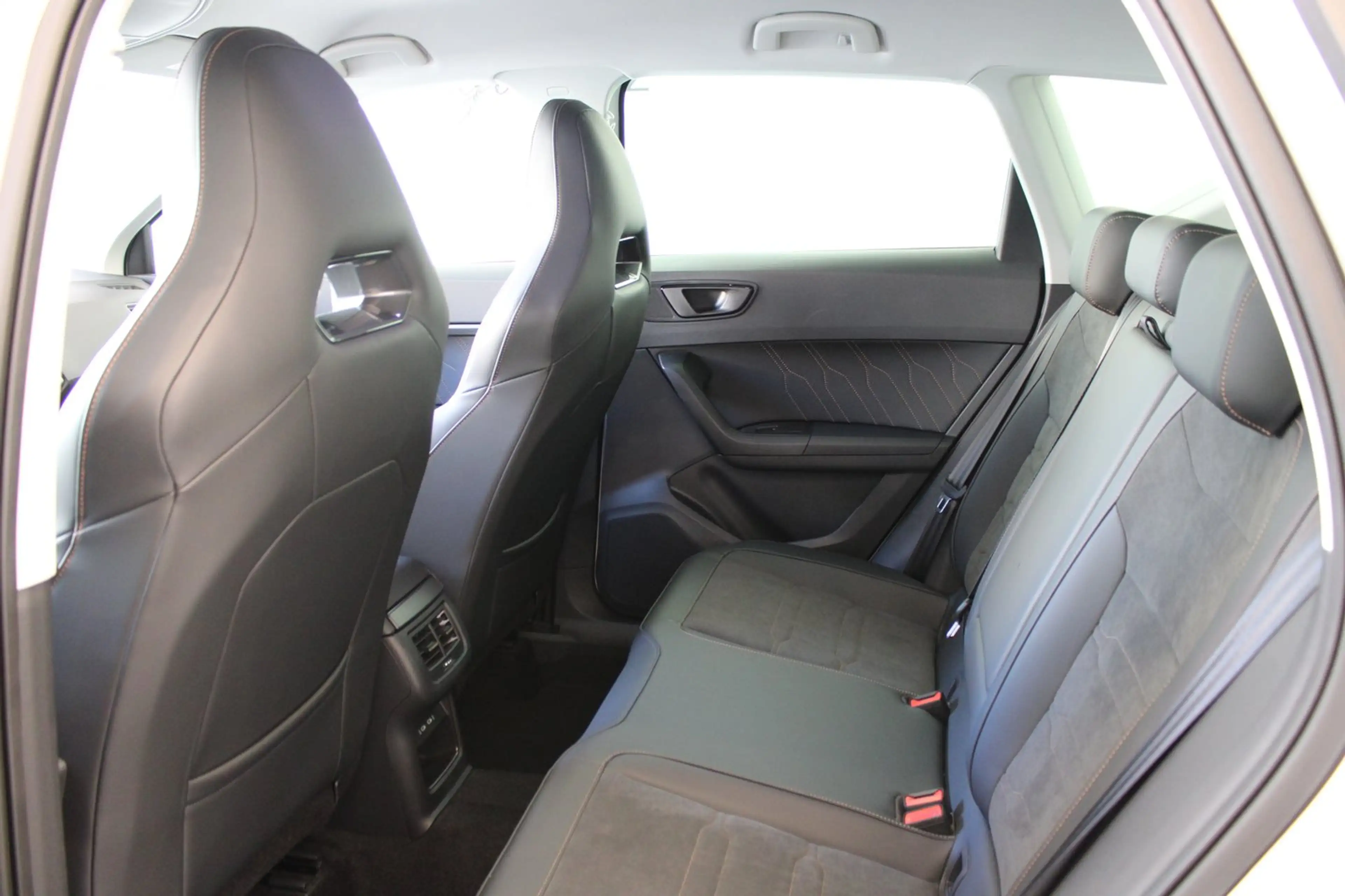 CUPRA Ateca 1.5 TSI DSG 150 — photo 6
