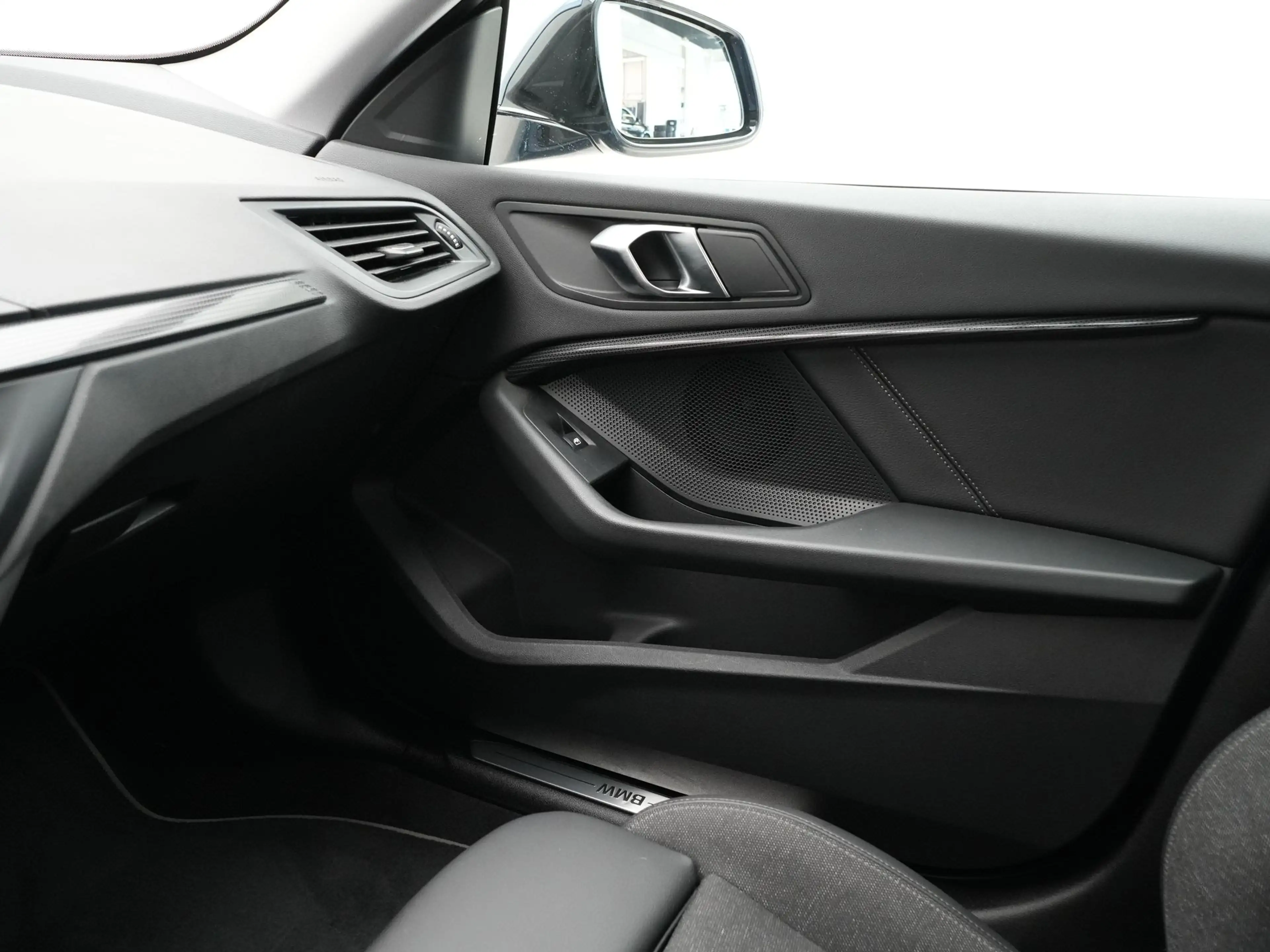 BMW 218 2 Serie 218i Gran Coupé Sportline — photo 15