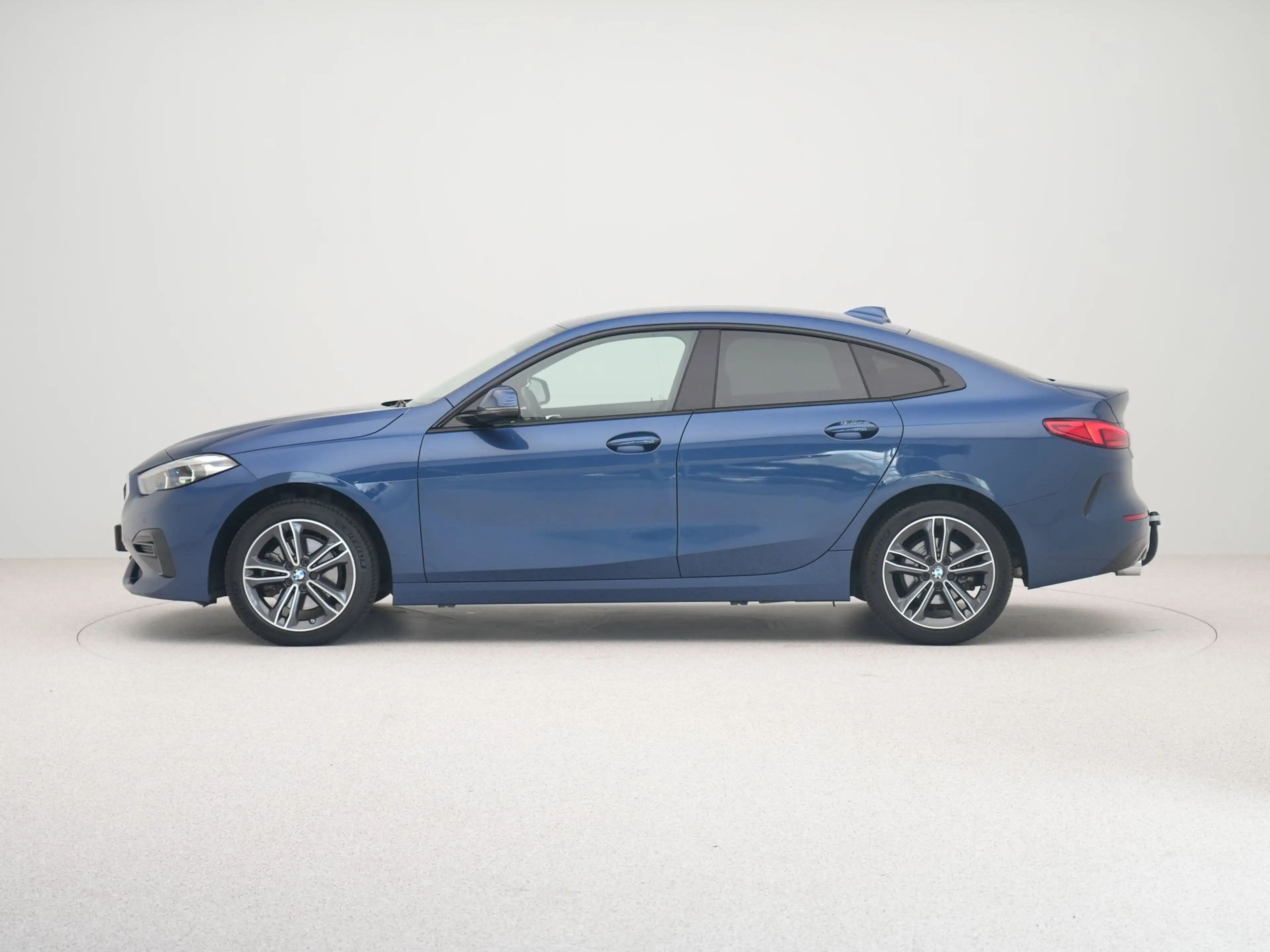 BMW 218 2 Serie 218i Gran Coupé Sportline — photo 12