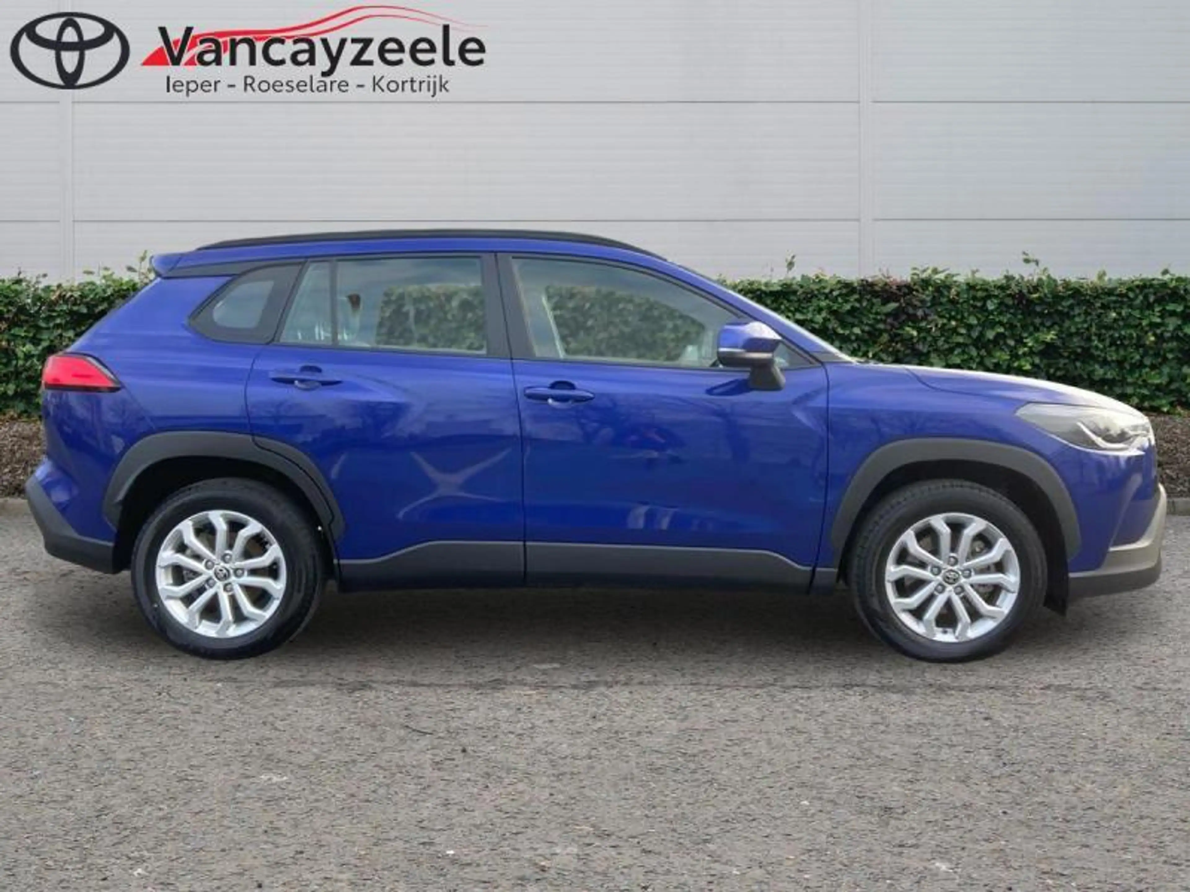Toyota Corolla Cross Style+cam+gps+sens V+A — photo 3
