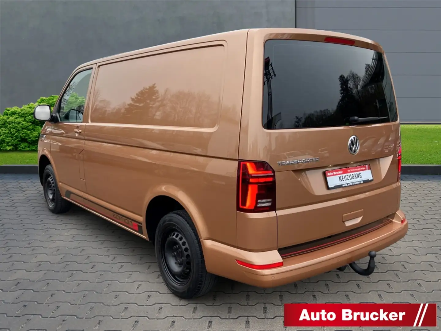Volkswagen T6 Transporter EcoProfi FWD AHK+LED+AppleCarplay Bronze - 2