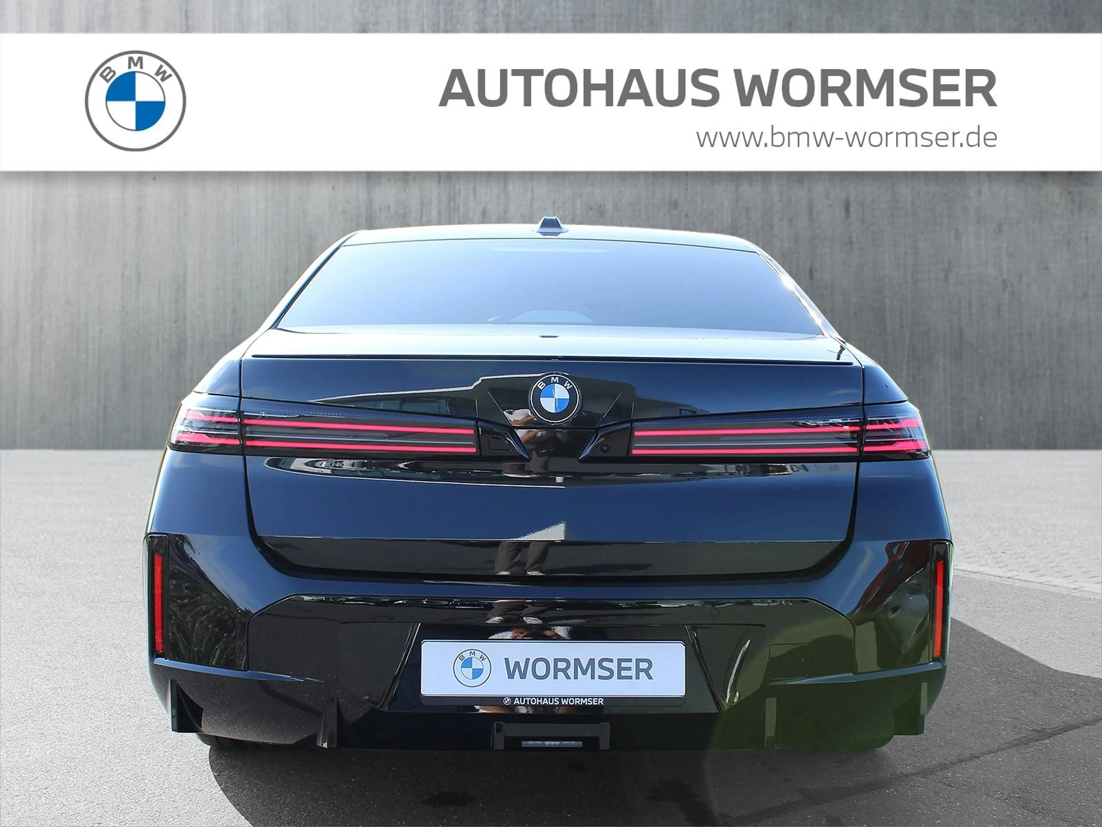 BMW i7 50 xDrive — photo 6
