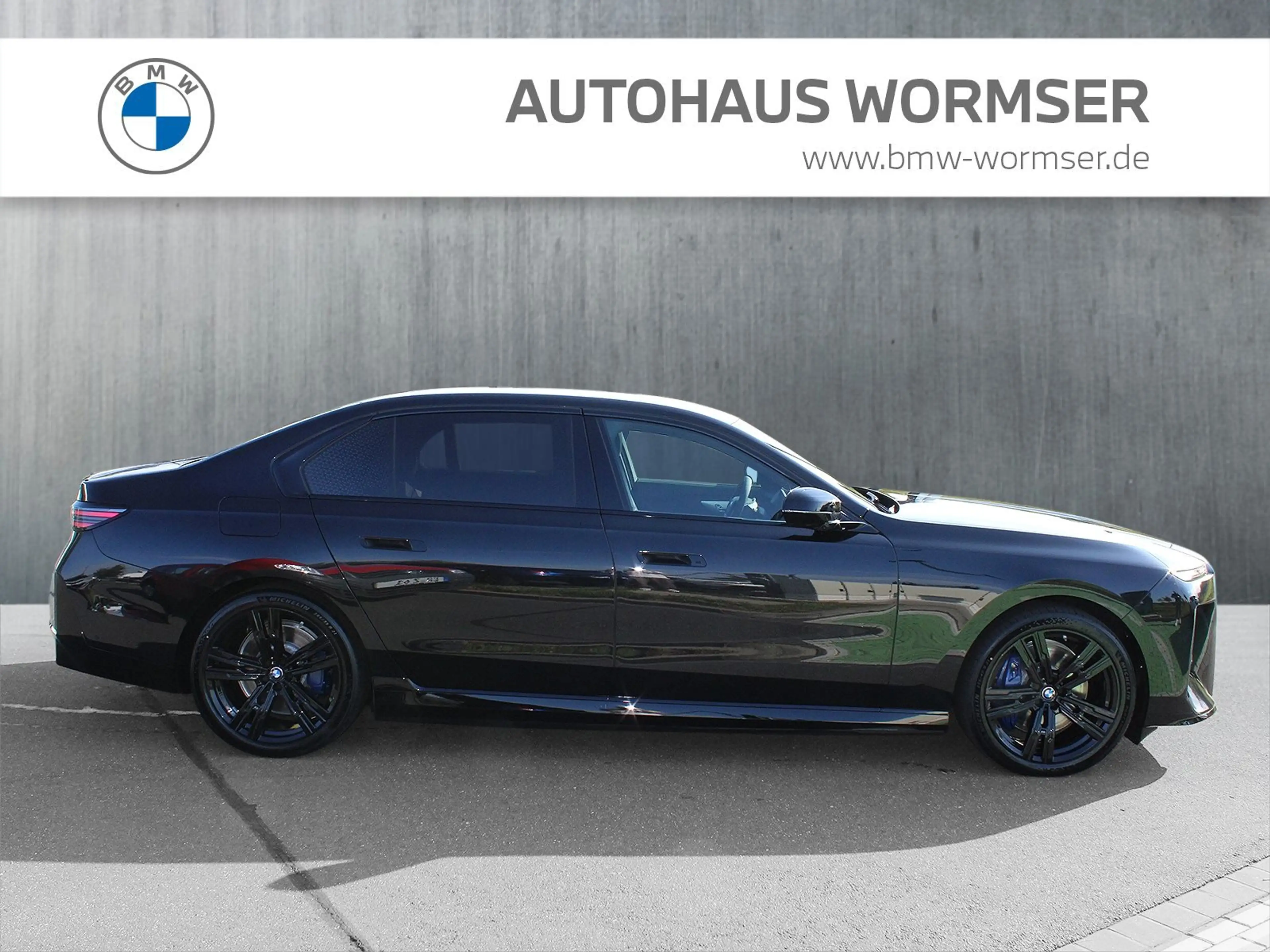 BMW i7 50 xDrive — photo 4