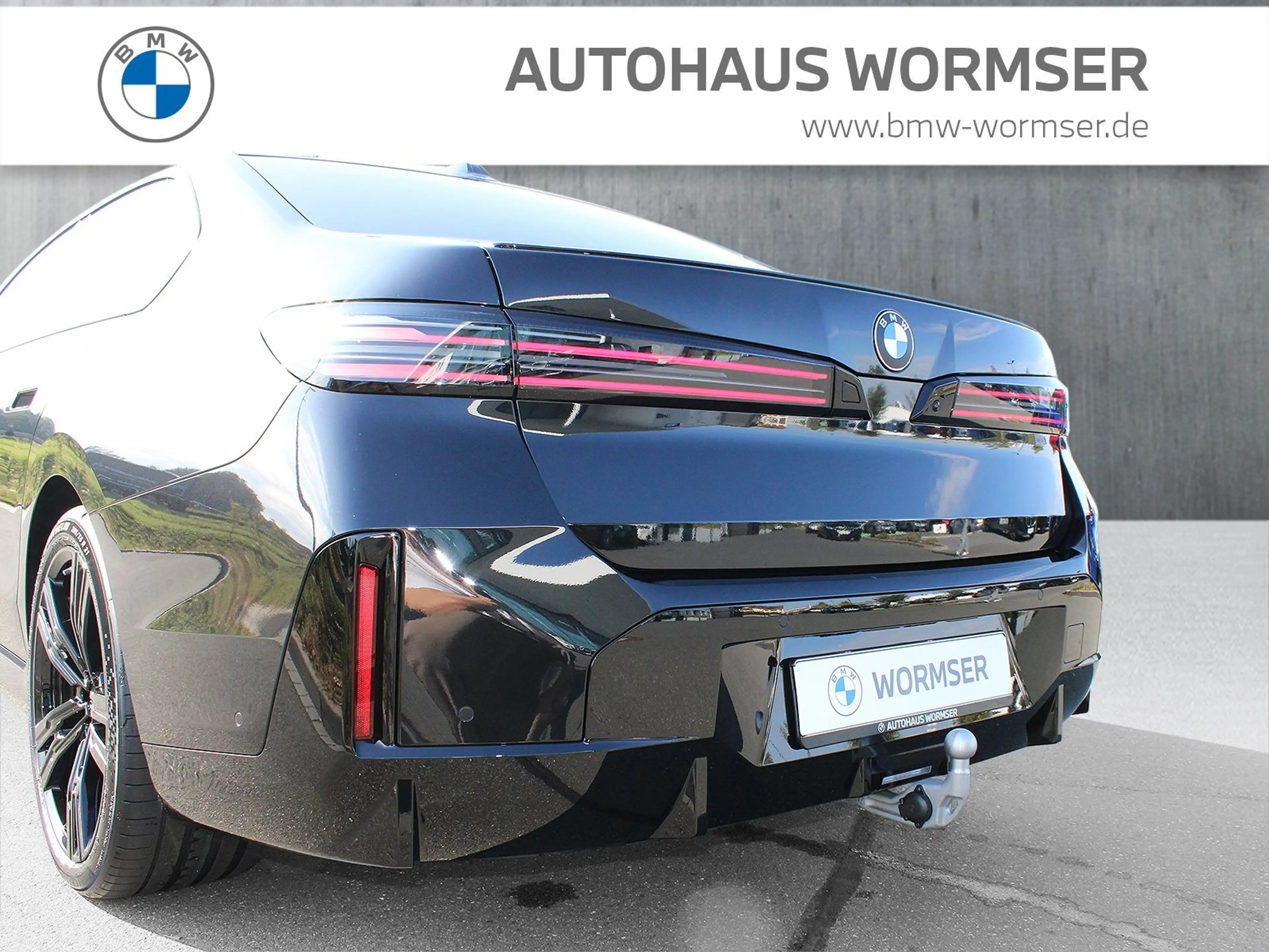 BMW i7 50 xDrive — photo 8