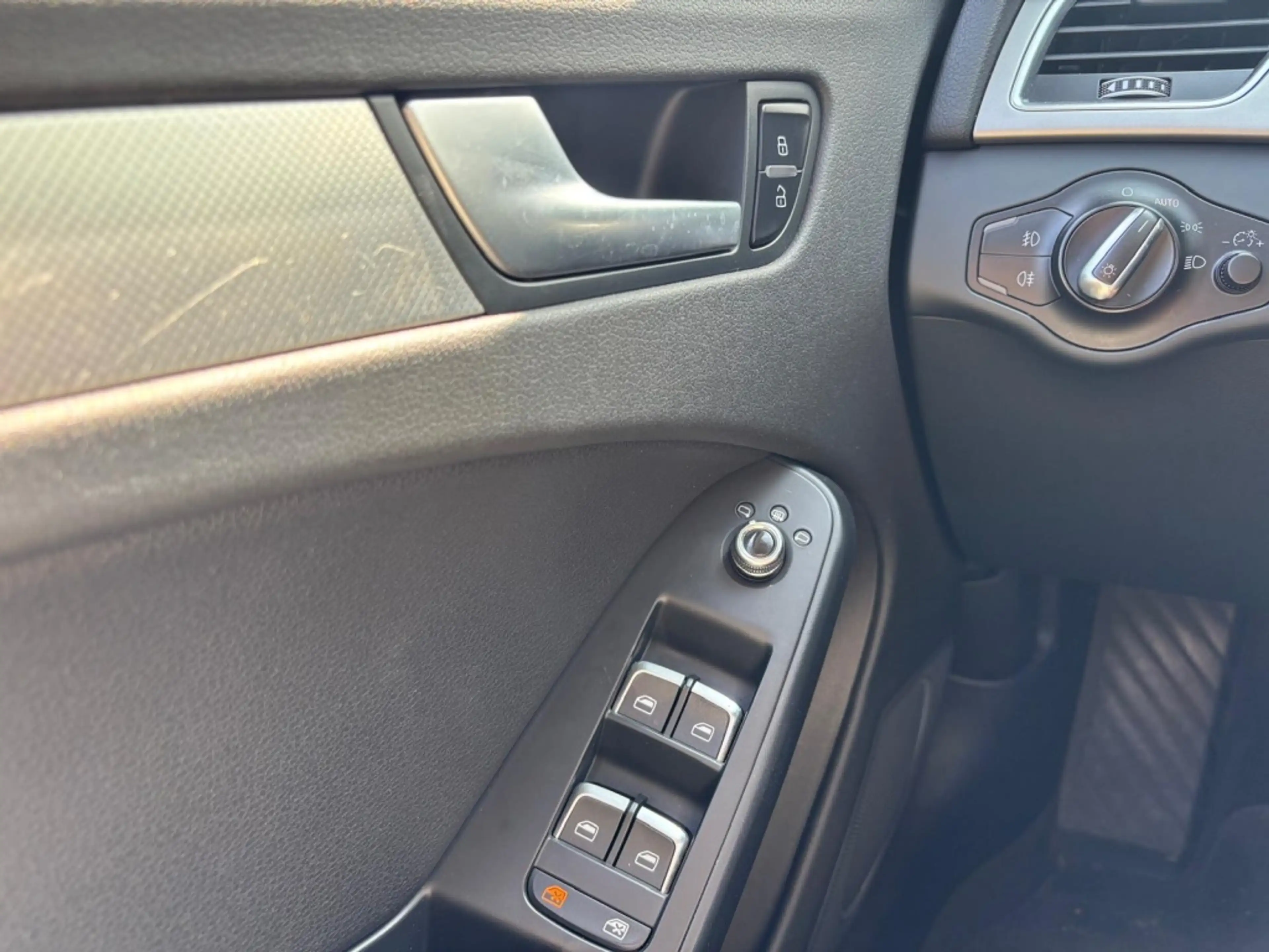 Audi A4 allroad Quattro 2.0 TFSI Trekhaak 2012 Facelift Xenon — photo 14