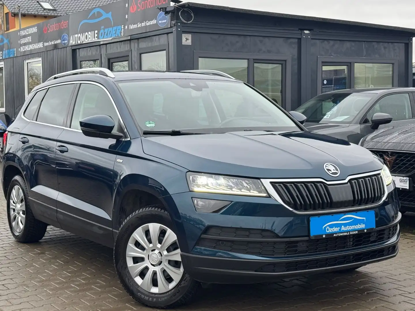Skoda Karoq 1.5 TSI Soleil+Finanzierung+Garantie+1Hand Blau - 1