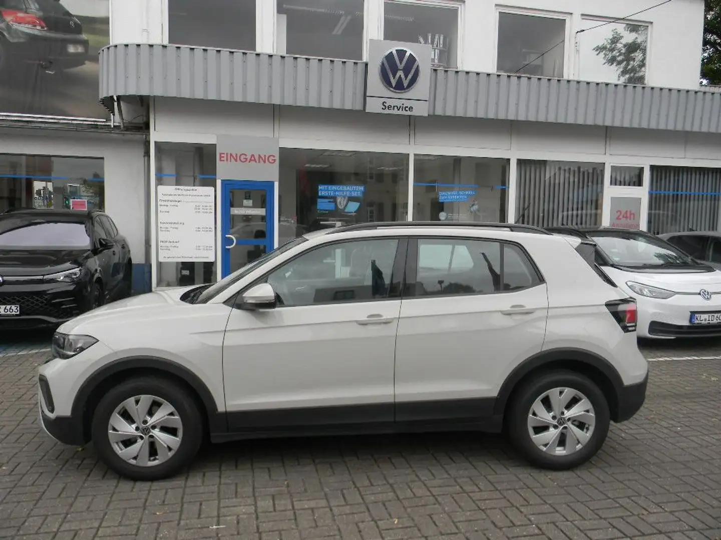 Volkswagen T-Cross 1.0 TSI 85 kW Life 7 GANG DSG AHK,KAMERA Grau - 1