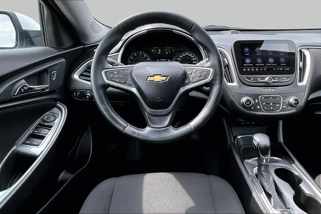 Chevrolet Malibu снимка Chevrolet Malibu