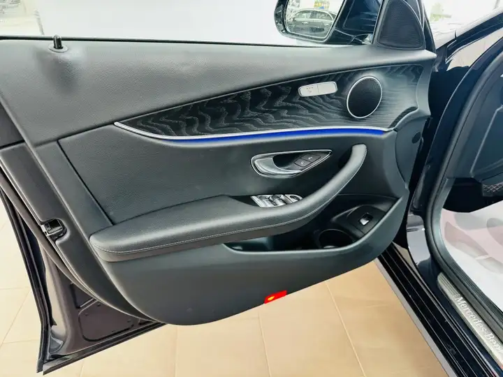 Mercedes-Benz Clase E 2022, foto 31