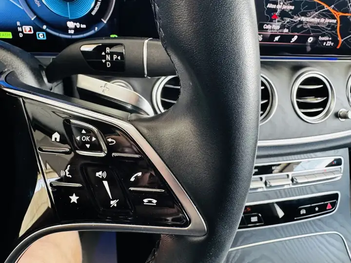 Mercedes-Benz Clase E 2022, foto 38