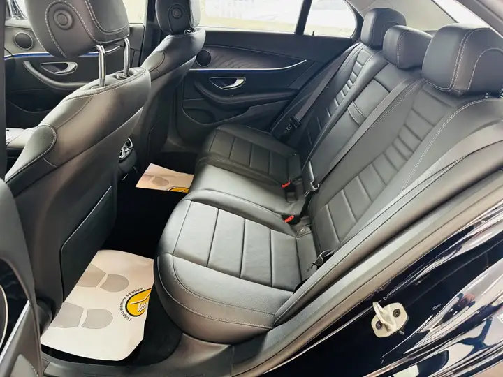 Mercedes-Benz Clase E 2022, foto 30