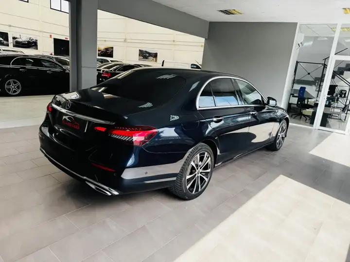 Mercedes-Benz Clase E 2022, foto 4