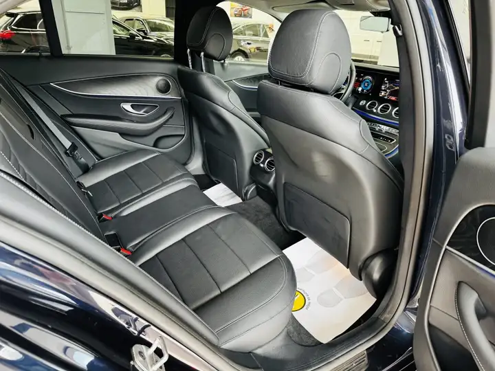 Mercedes-Benz Clase E 2022, foto 28