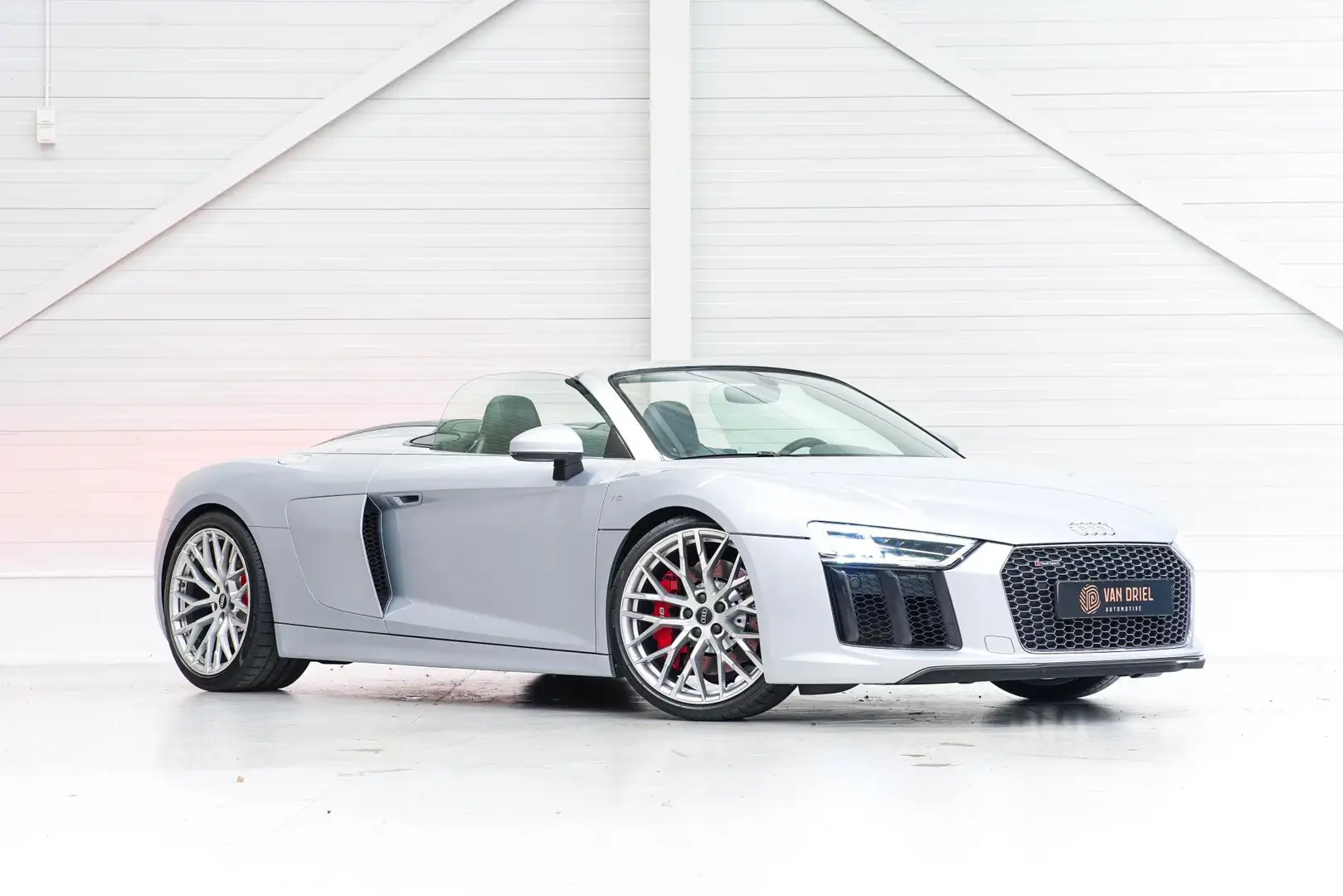 Audi R8 Spyder 5.2 FSI quattro | Carbon | B&O | Sportuitla Ezüst - 1