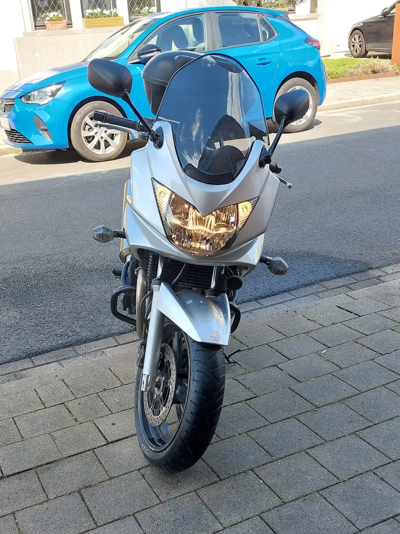 Suzuki Bandit 650 Argent - 2