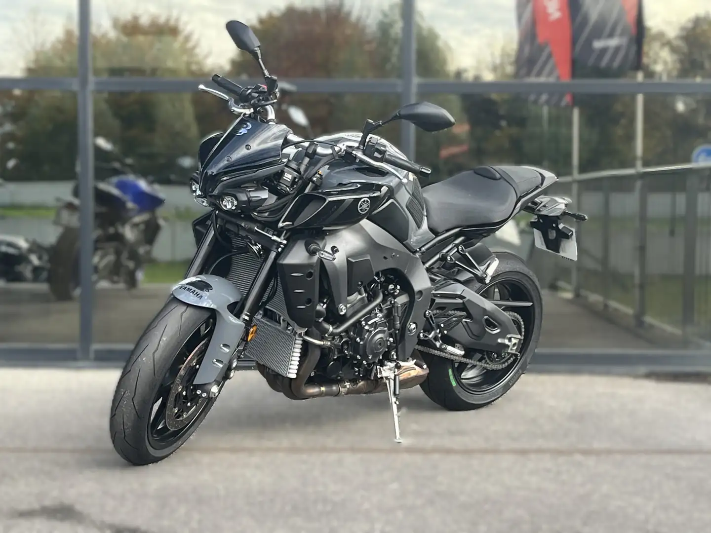 Yamaha MT-10 Czarny - 1
