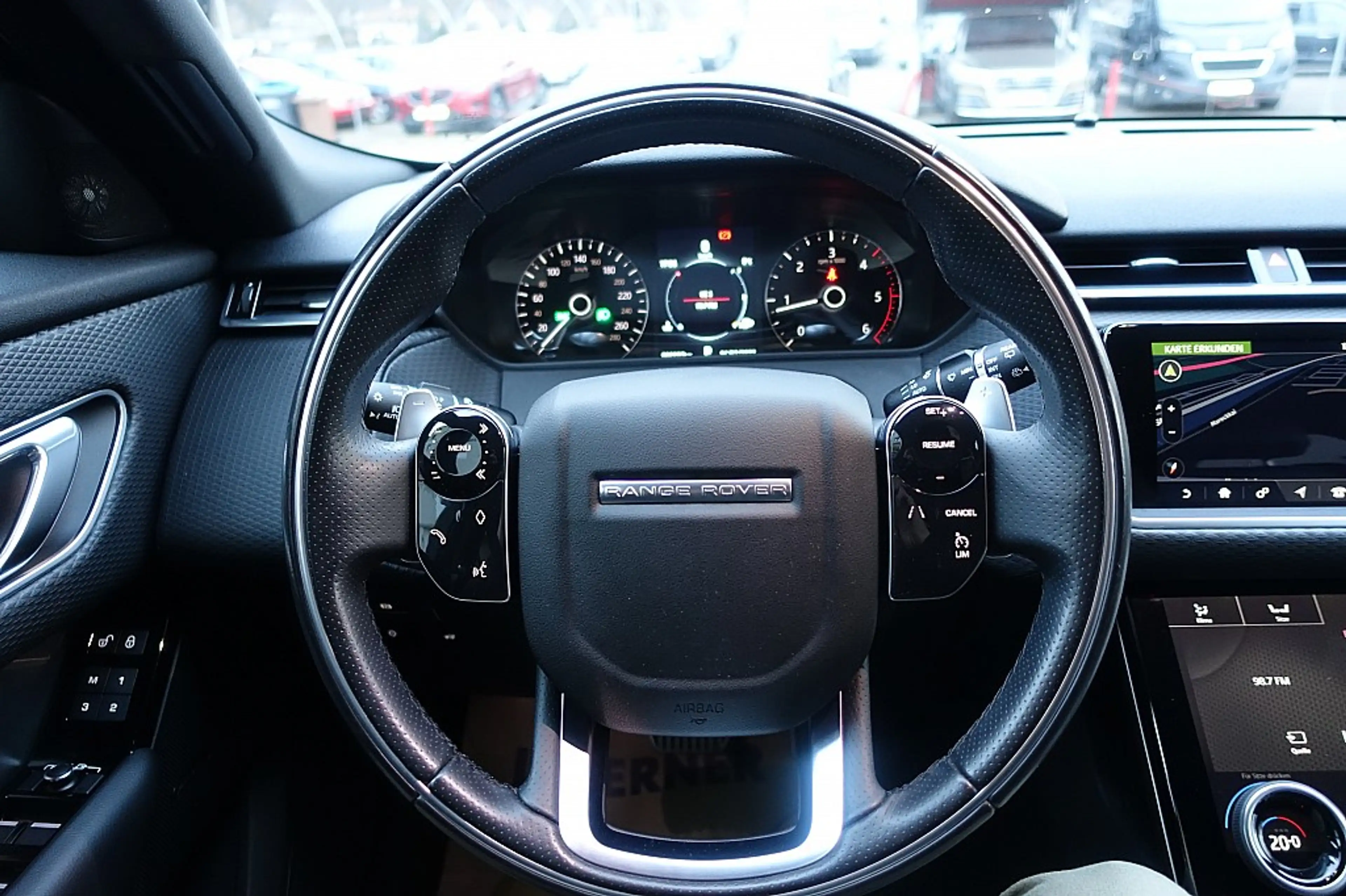 Land Rover Range Rover Velar R-Dynamic S 2,0 Allrad Aut. — photo 9