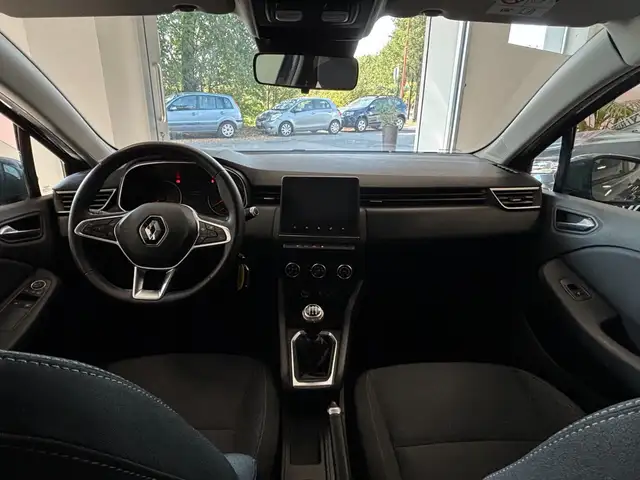 Renault Clio view 7