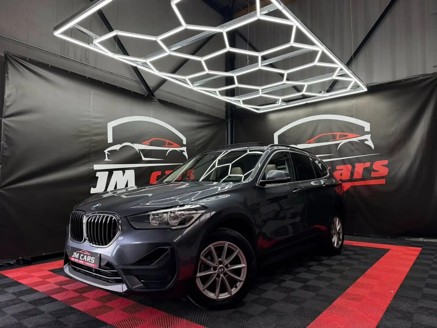 BMW X1 X1 1.5 dA sDrive16 AdBlue (EU6AP) Gris - 1