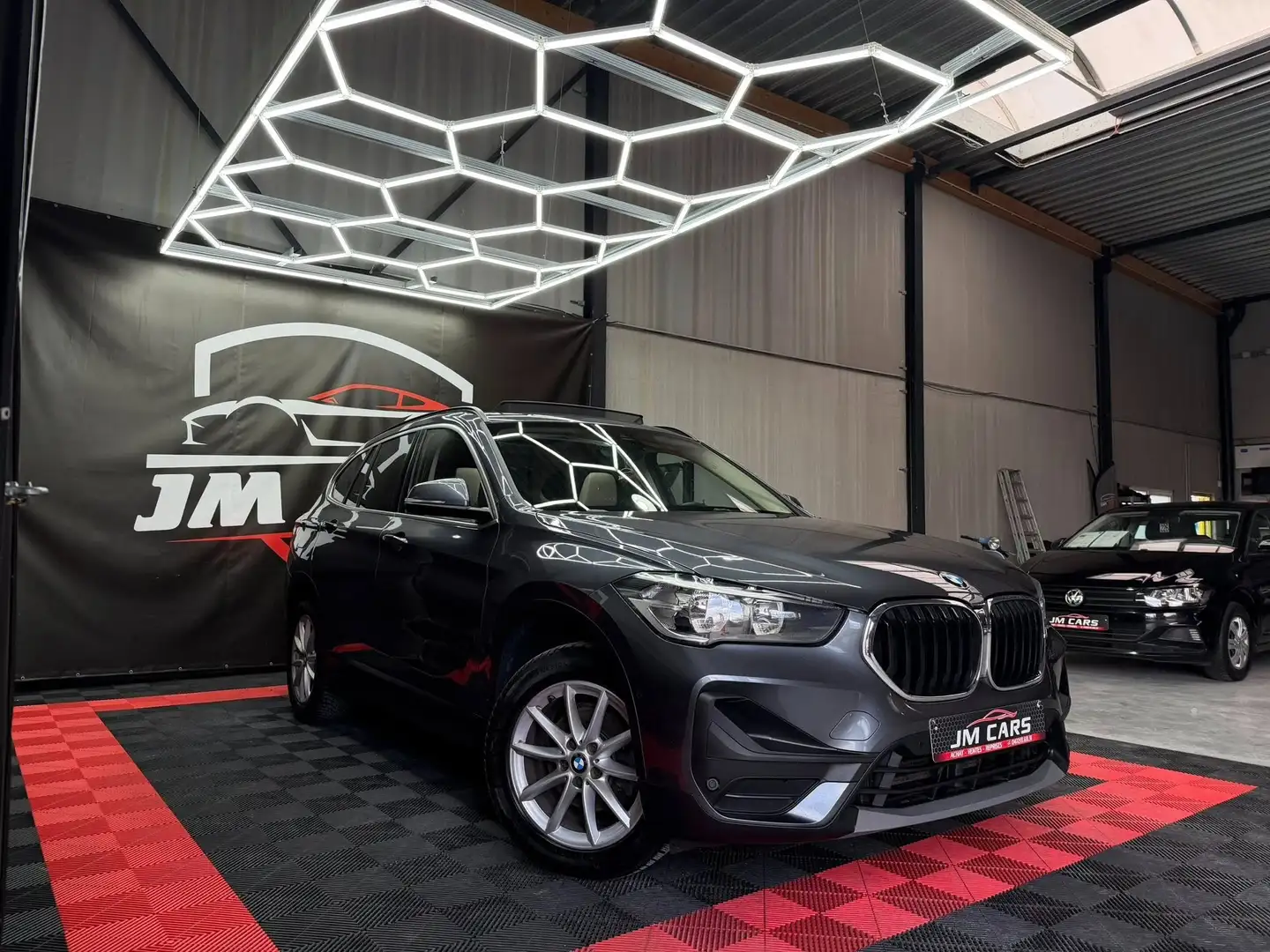 BMW X1 X1 1.5 dA sDrive16 AdBlue (EU6AP) Gris - 2