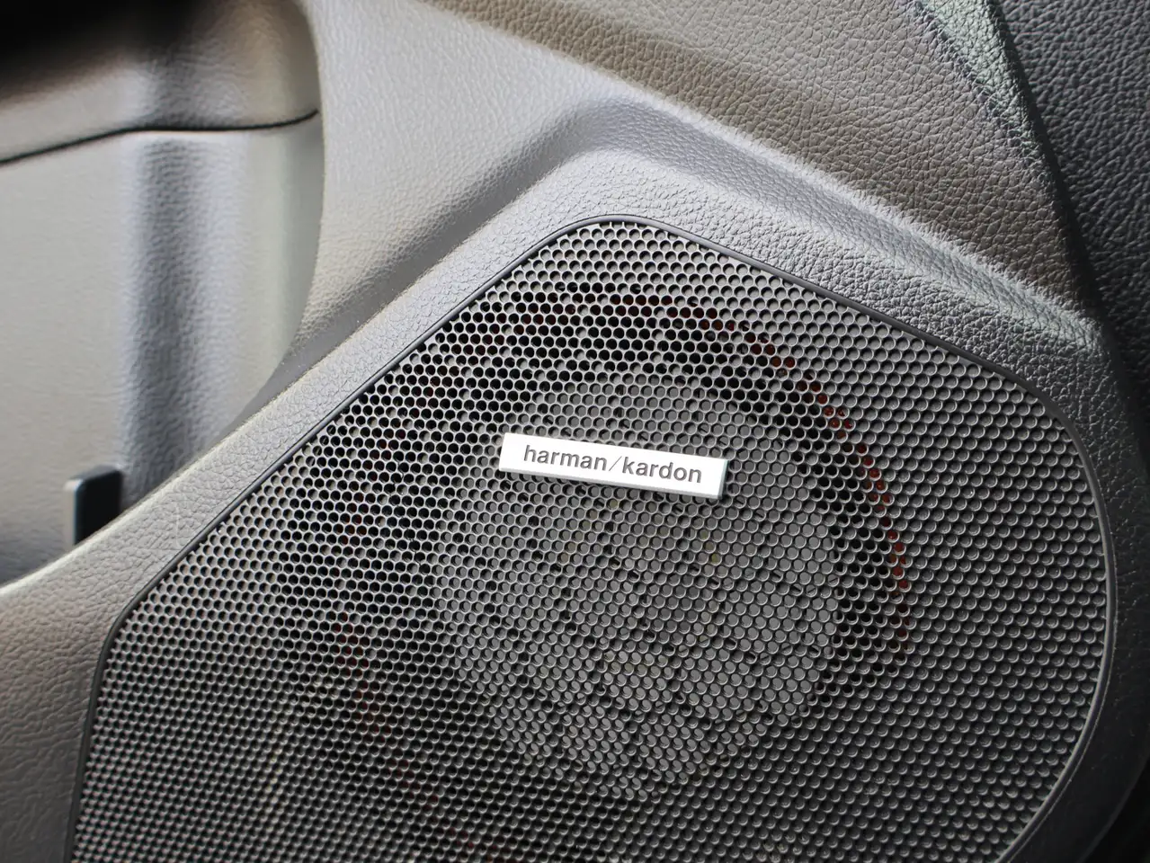 Subaru WRX снимка Subaru WRX