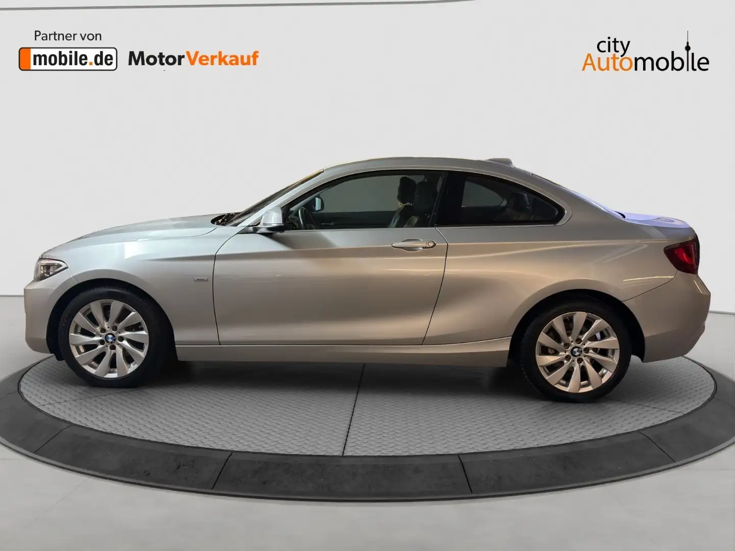BMW 220 Coupe 220 i Klimaautomatik/PDC/SHZ/DTC/Bluet Silber - 2