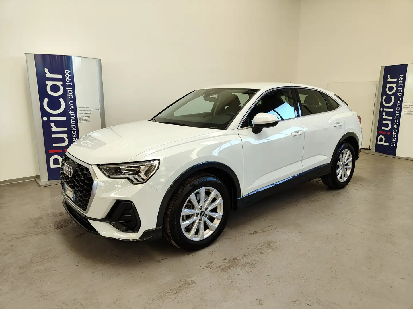 Audi Q3 SPB 40 TDI 200 CV quattro S tronic Pelle Navi 18” Blanco - 1