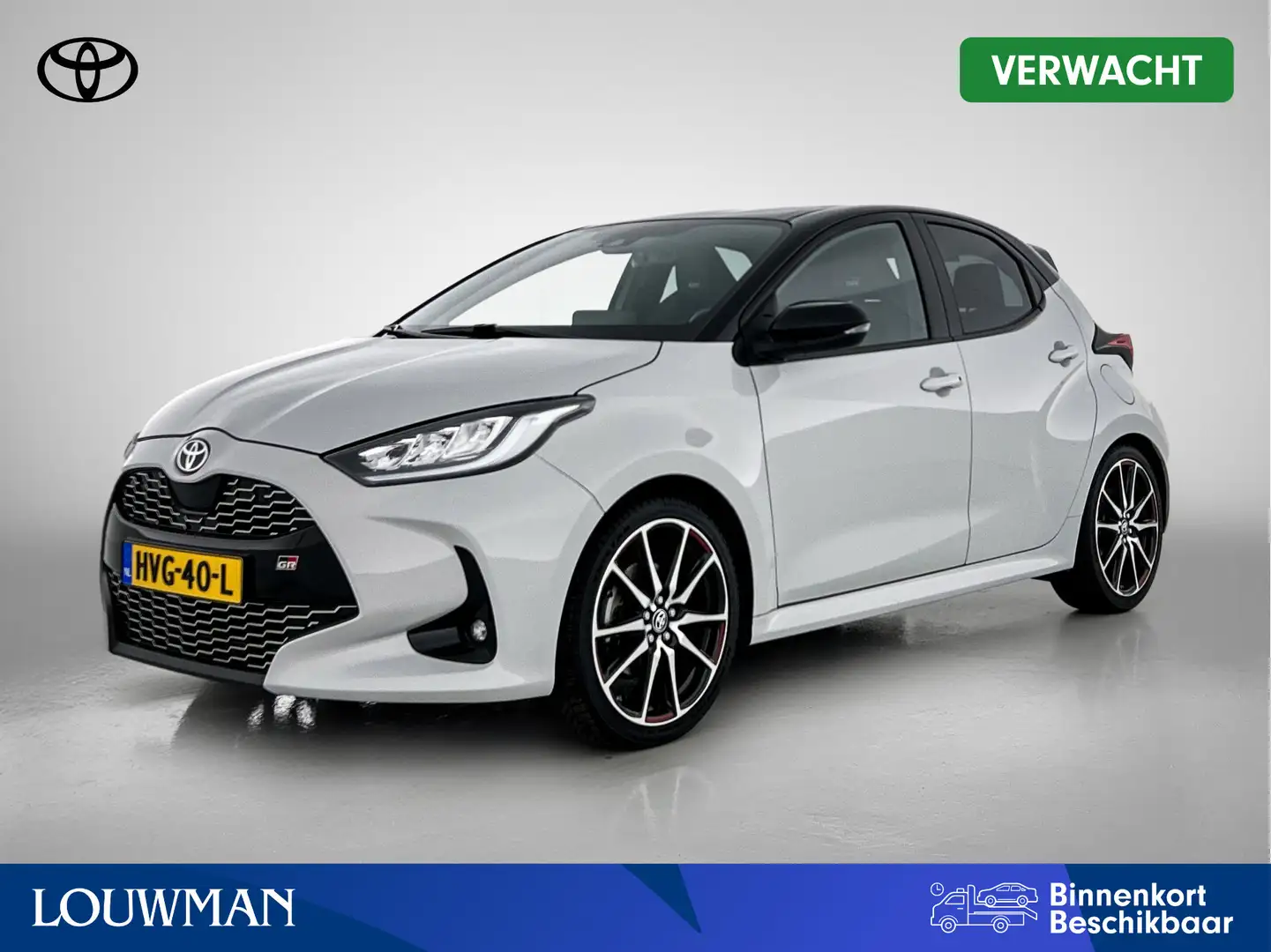 Toyota Yaris 1.5 Hybrid GR Sport Grijs - 1