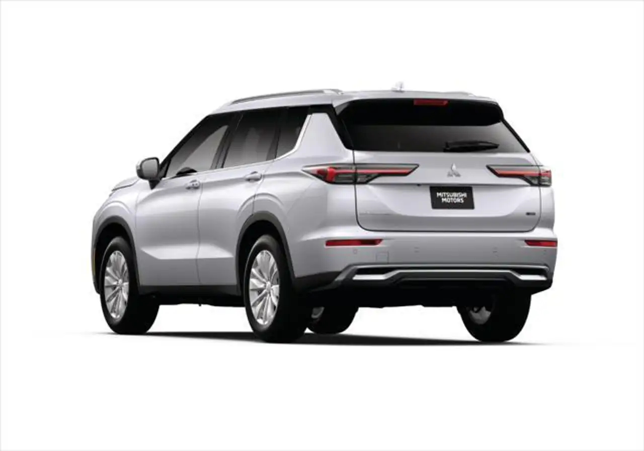 Mitsubishi Outlander снимка Mitsubishi Outlander