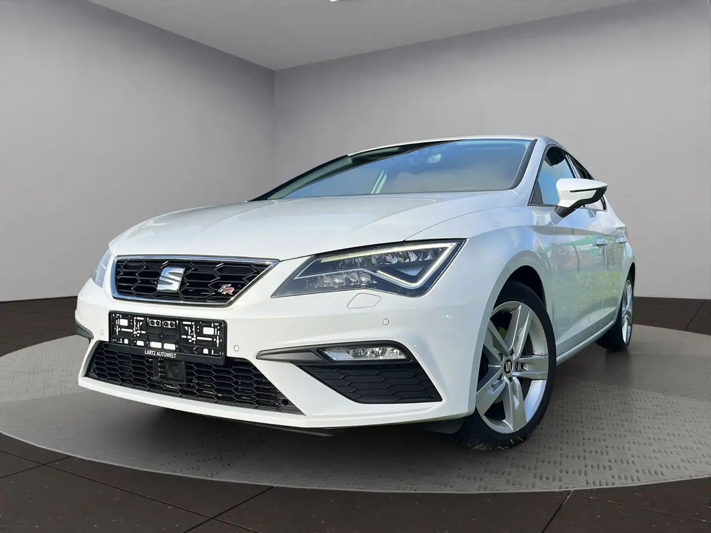 SEAT Leon FR/LED/ACC/RFK/NAVI/CarPLay Weiß - 2