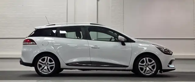 Renault Clio view 5