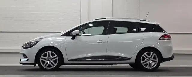 Renault Clio view 4
