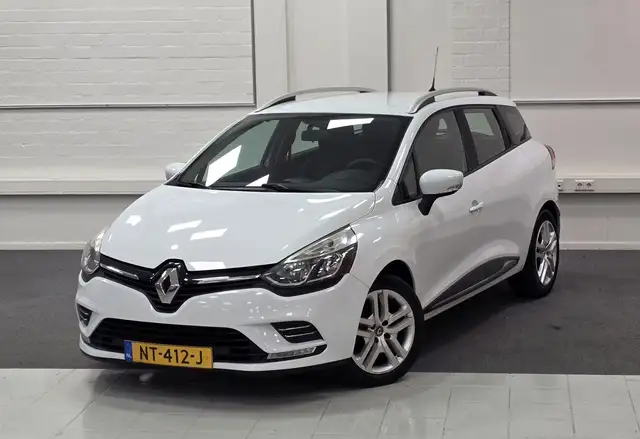 Renault Clio view 21