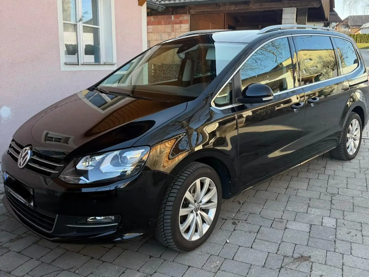 Volkswagen Sharan Sharan Business  1,4 TSI 7 Sitze DSG Business Schwarz - 1